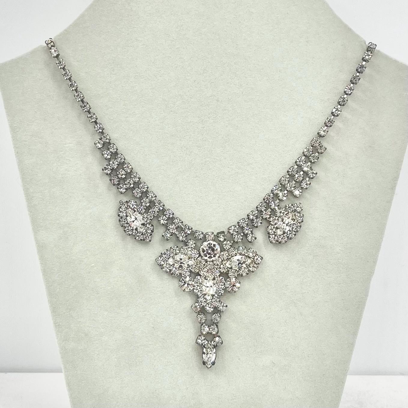 Vintage Impressive 1940’s - 1950’s Silver Tone Paste Crystal Drop Necklace Beautifully Sparkling TheGreenGlassGemShop