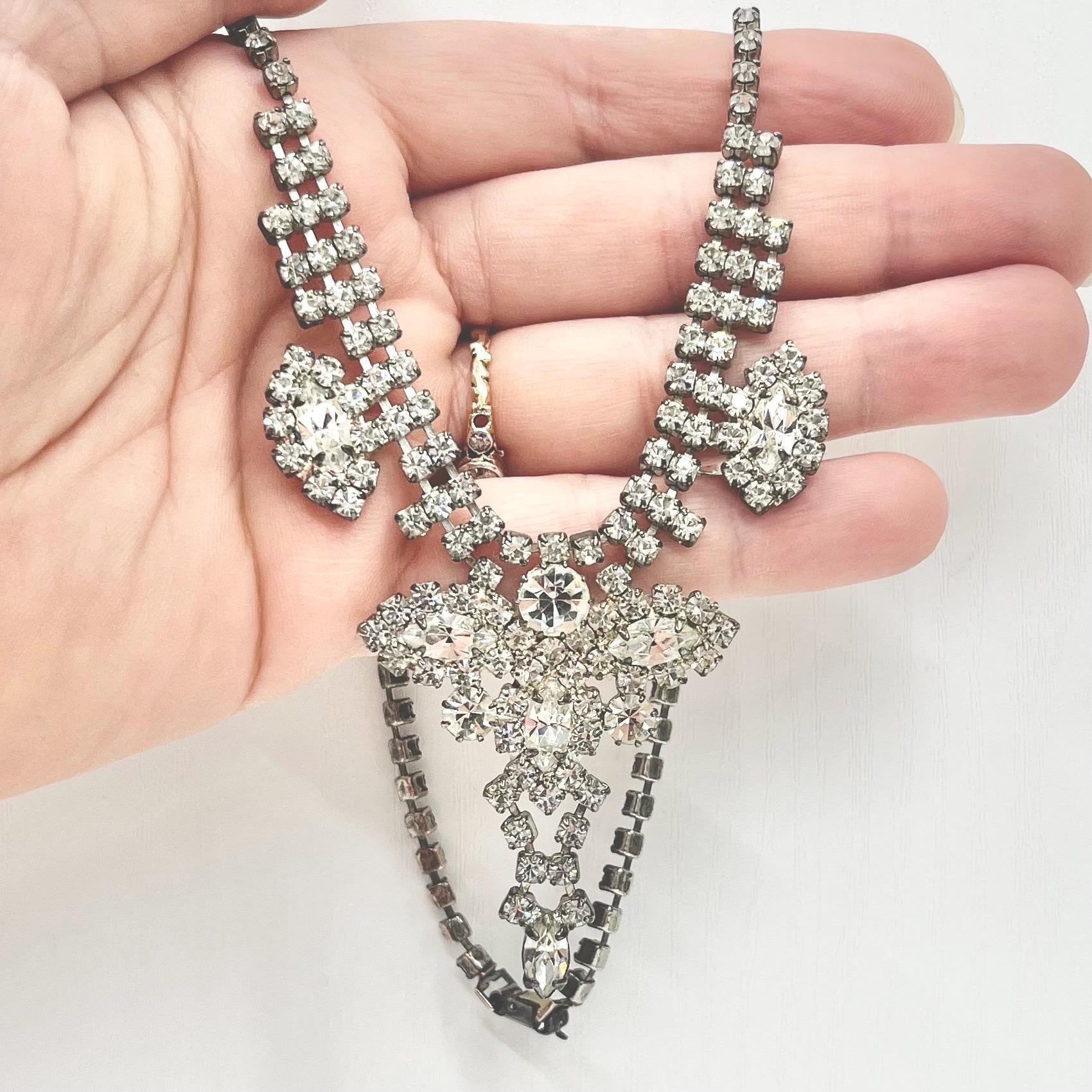 Vintage Impressive 1940’s - 1950’s Silver Tone Paste Crystal Drop Necklace Beautifully Sparkling TheGreenGlassGemShop