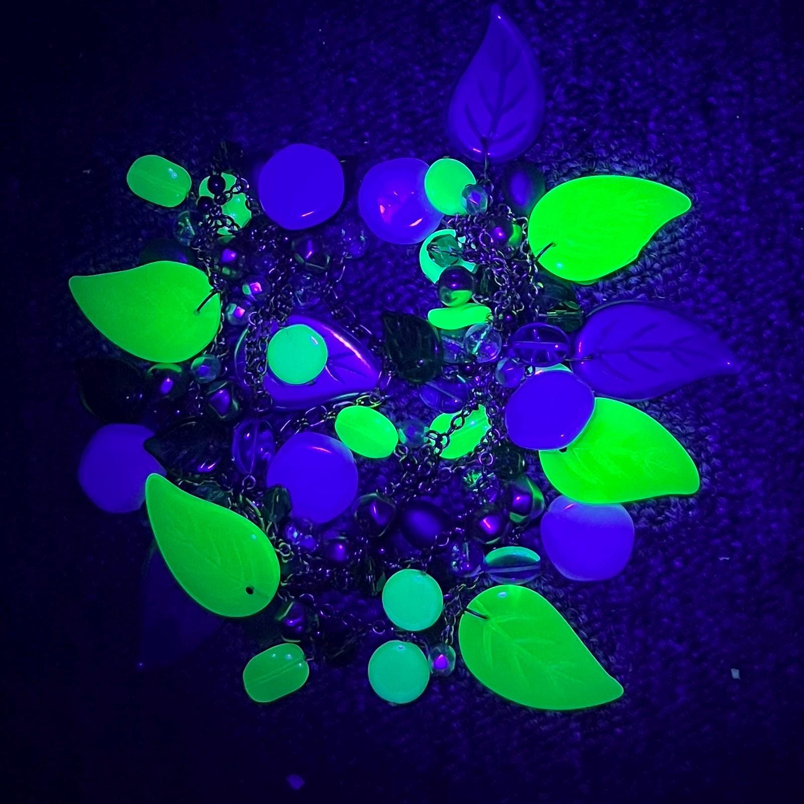 Vintage Czech Pressed Glass Leaf Drop Two Strand Necklace Teal Blue & Uranium Green UV Reactive Glowing Jewellery 18” Long TheGreenGlassGemShop