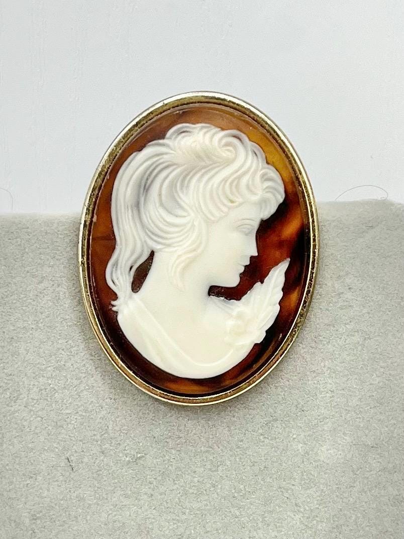 Vintage Large Faux Tortoiseshell Cameo Brooch in a Gold Tone Setting Victorian Style MillyOliverVintage