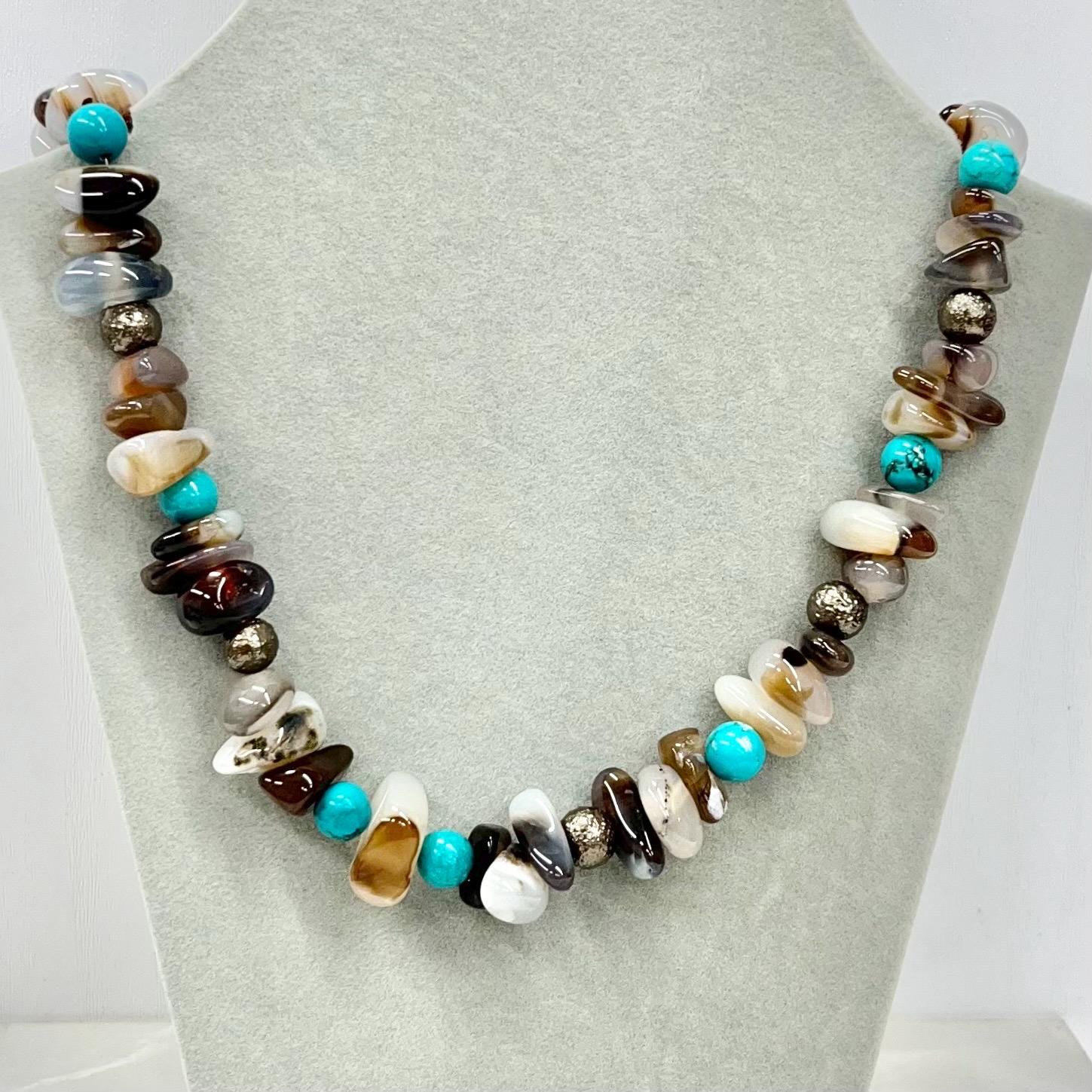 MHandmade Semi Precious Polished Agate Gemstone Beaded Necklace with Turquoise Accents 20” Long MillyOliverVintage