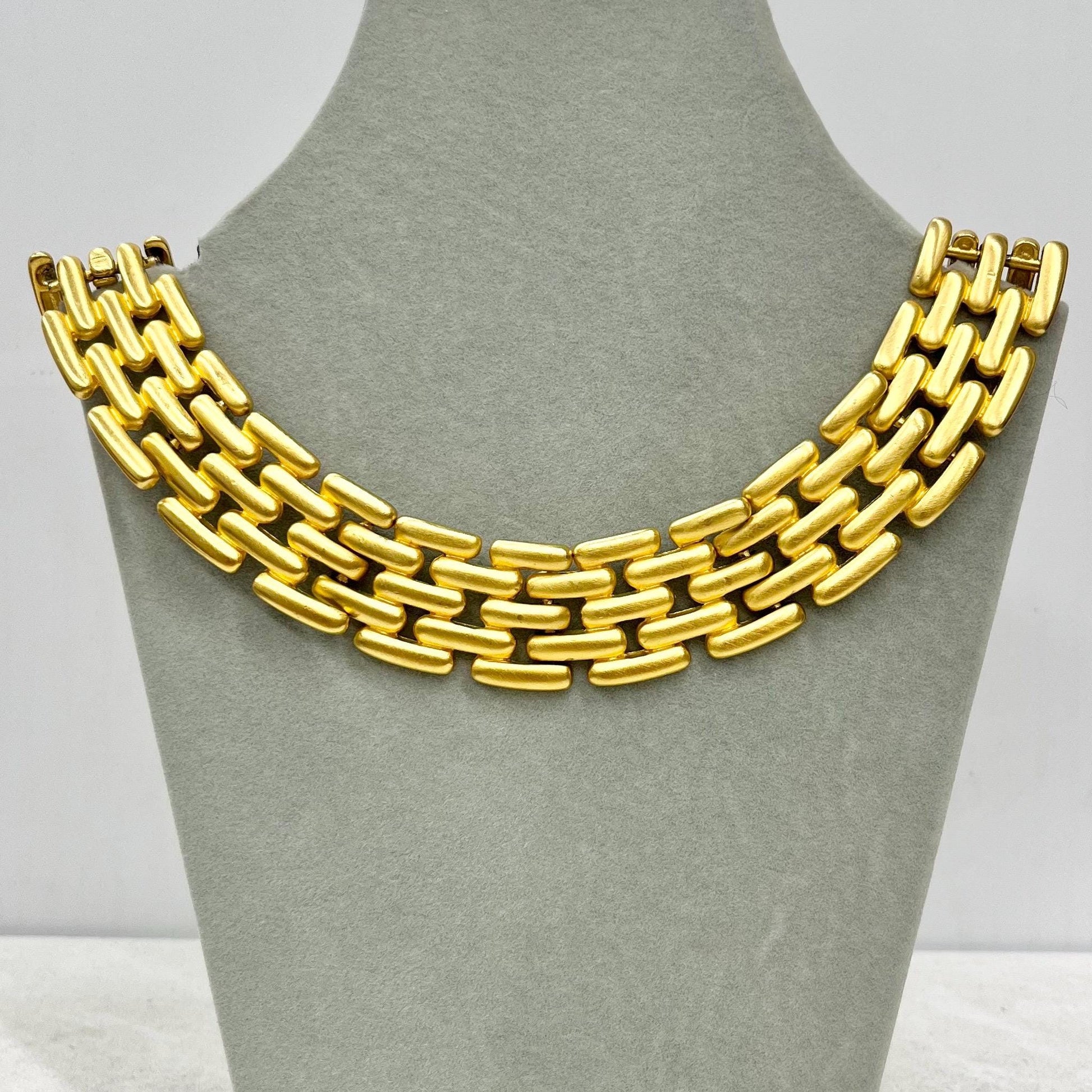 Vintage Rare Givenchy Matte Gold Plated Panther Link Chain Collar Necklace 1980’s Statement Power Dressing MillyOliverVintage