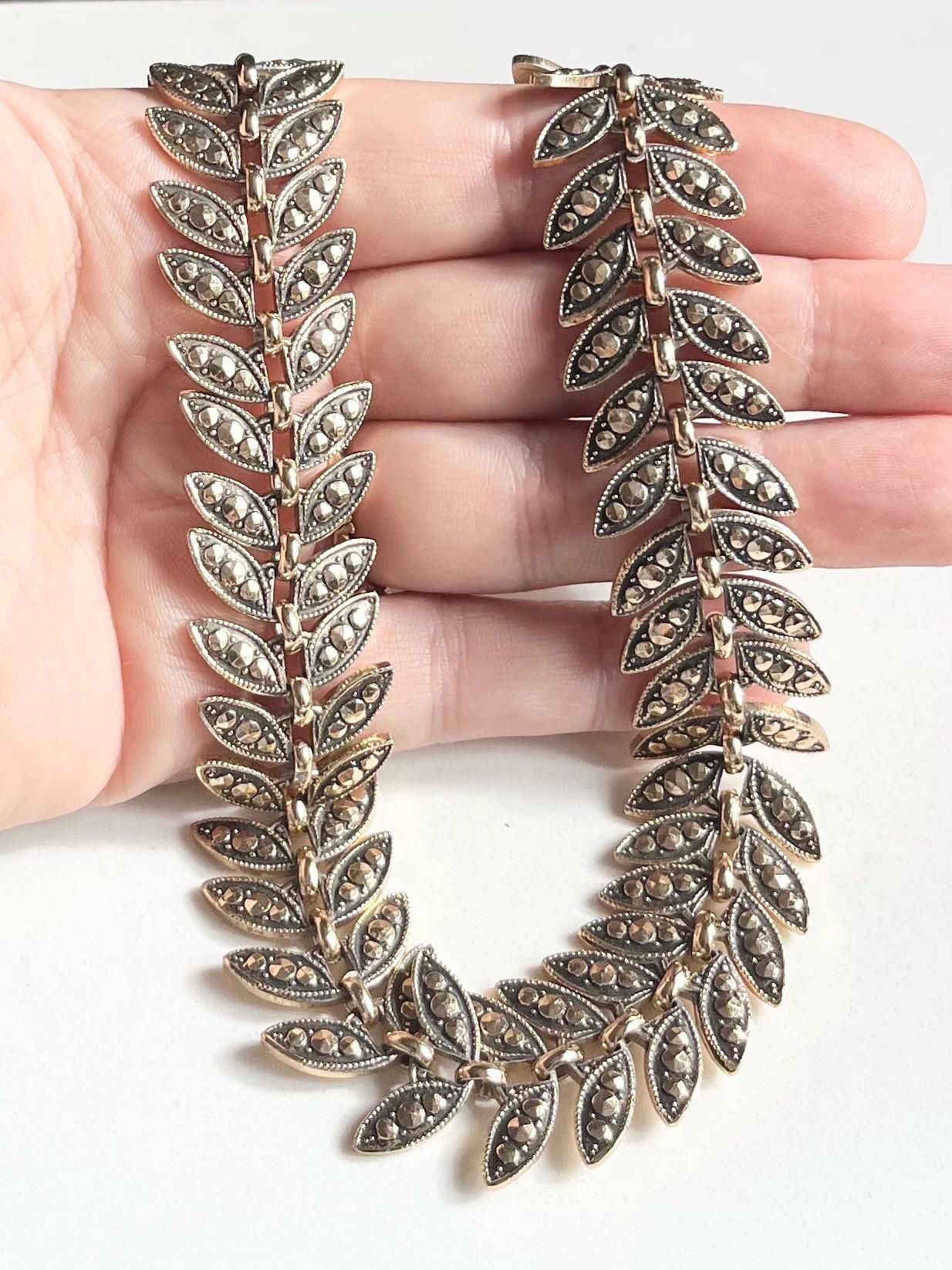 Vintage Light Gold Tone Faux Marcasite Leaf Link Chain Necklace 1970’s - 1980’s Lightweight MillyOliverVintage