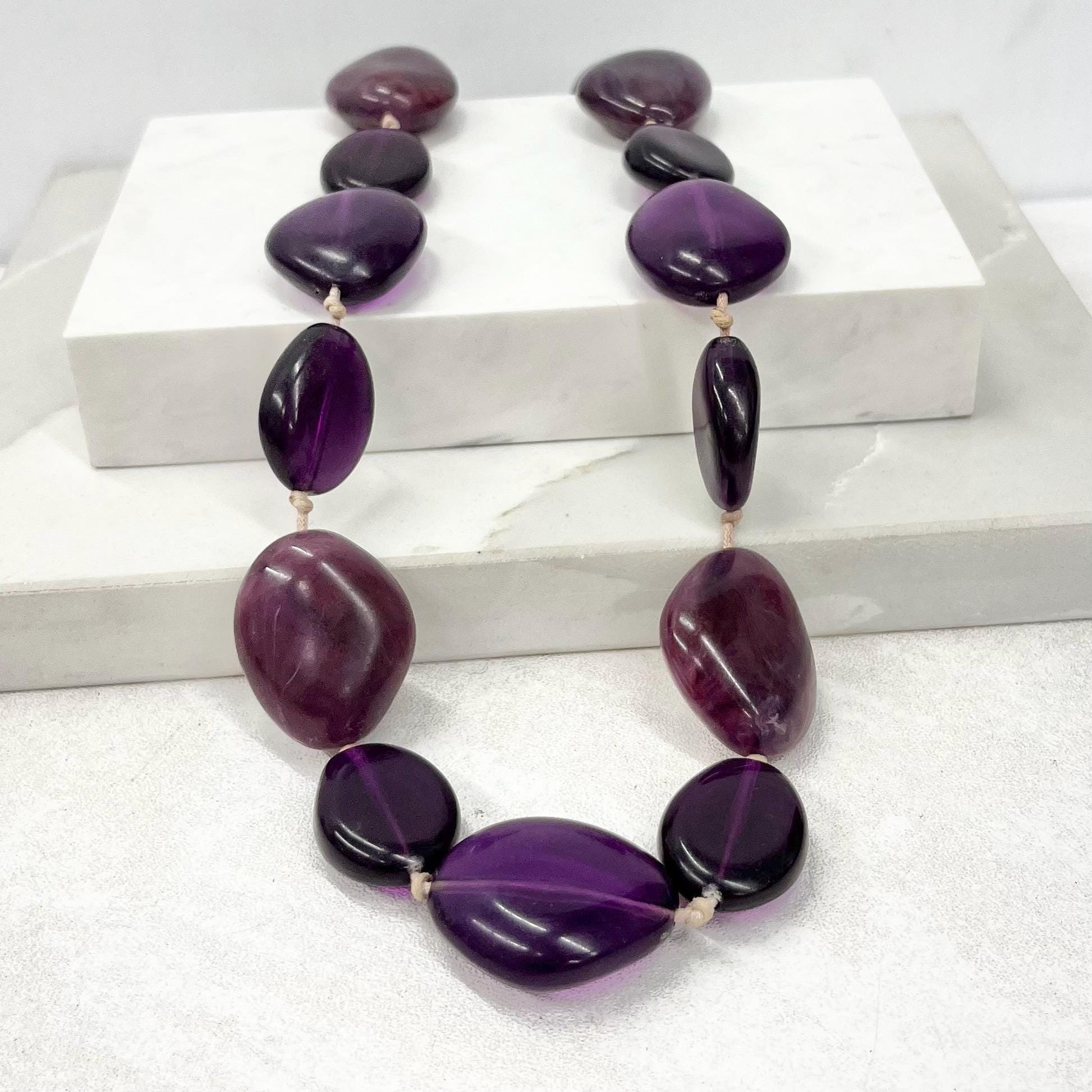 Vintage Amethyst Acrylic / Plastic Chunky Pebble Bead Necklace 20” Long with a 2” Extender Chain MillyOliverVintage