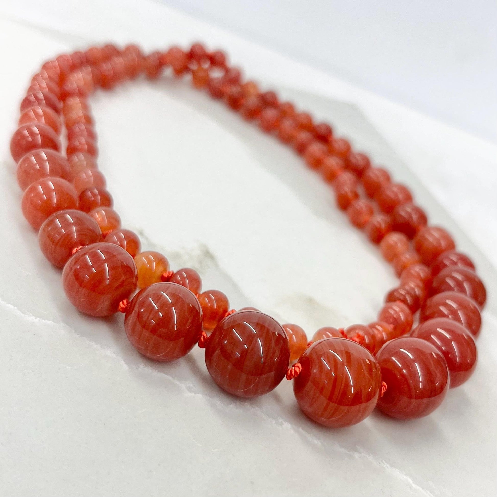 Vintage Hand Knotted Graduated Carnelian Green Uranium Swirl Glass Bead Necklace - Art Deco 31” Long MillyOliverVintage