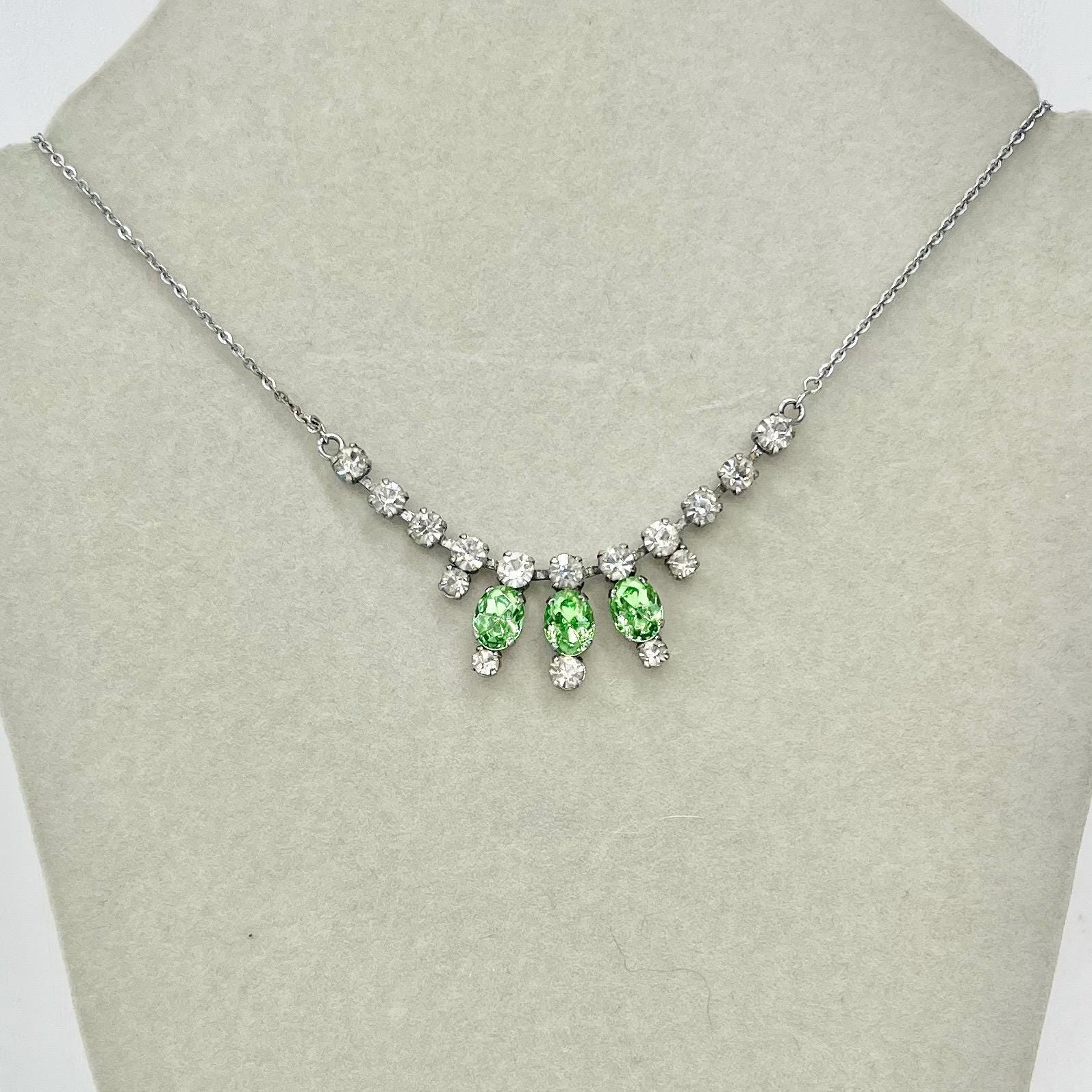 Vintage Green Uranium Glass Crystal Trio Drop Necklace Silver Tone Metal UV Reactive Glow MillyOliverVintage