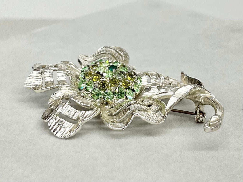 Vintage 1960’s - 1970’s Daisy Brooch with Green Uranium Glass Crystals Silver Plated UV Reactive Glowing Jewellery TheGreenGlassGemShop
