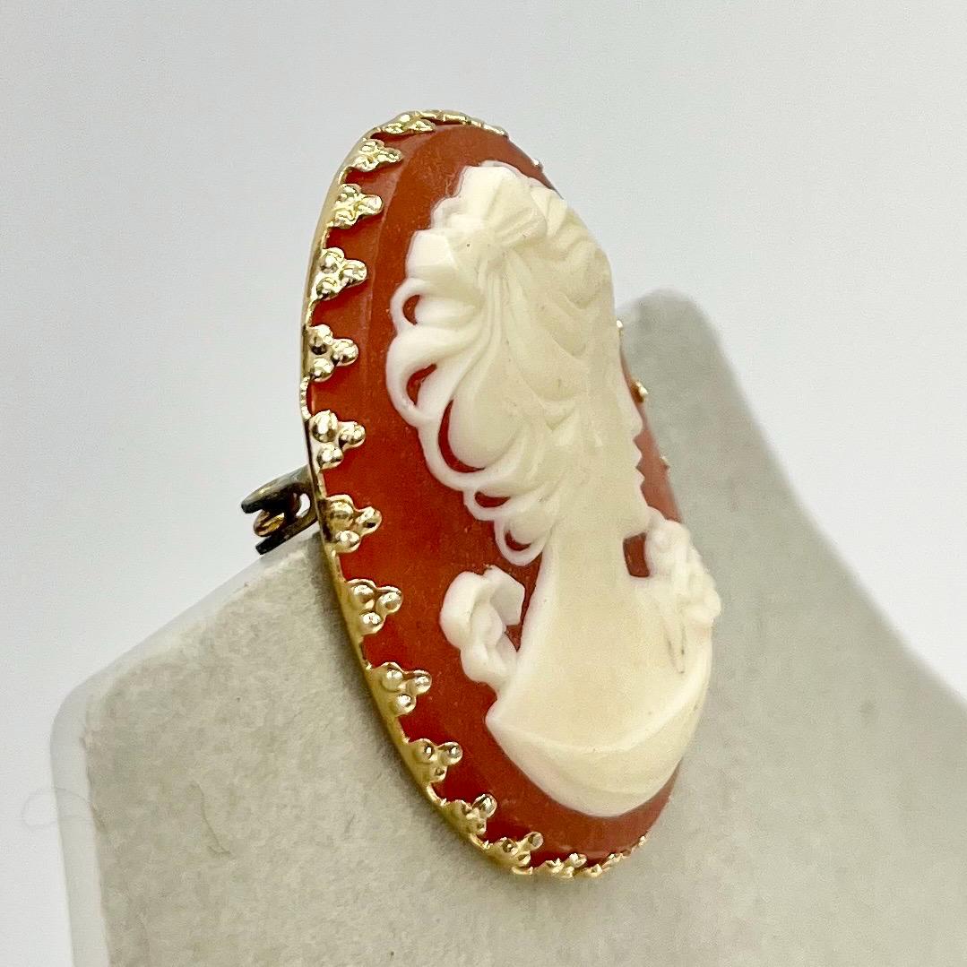 Vintage Orange Coral Coloured & Cream Faux Cameo Brooch in a Gold Tone Setting Victorian Style TheGreenGlassGemShop