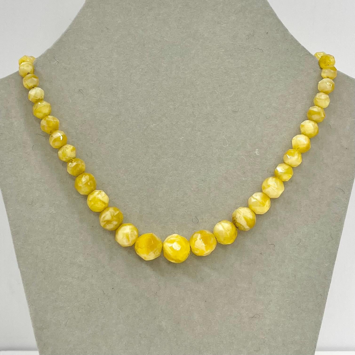Vintage Yellow Uranium Glass Graduated Marbled Bead Necklace Bright Green UV Reactive Glow Jewellery 16” Long TheGreenGlassGemShop