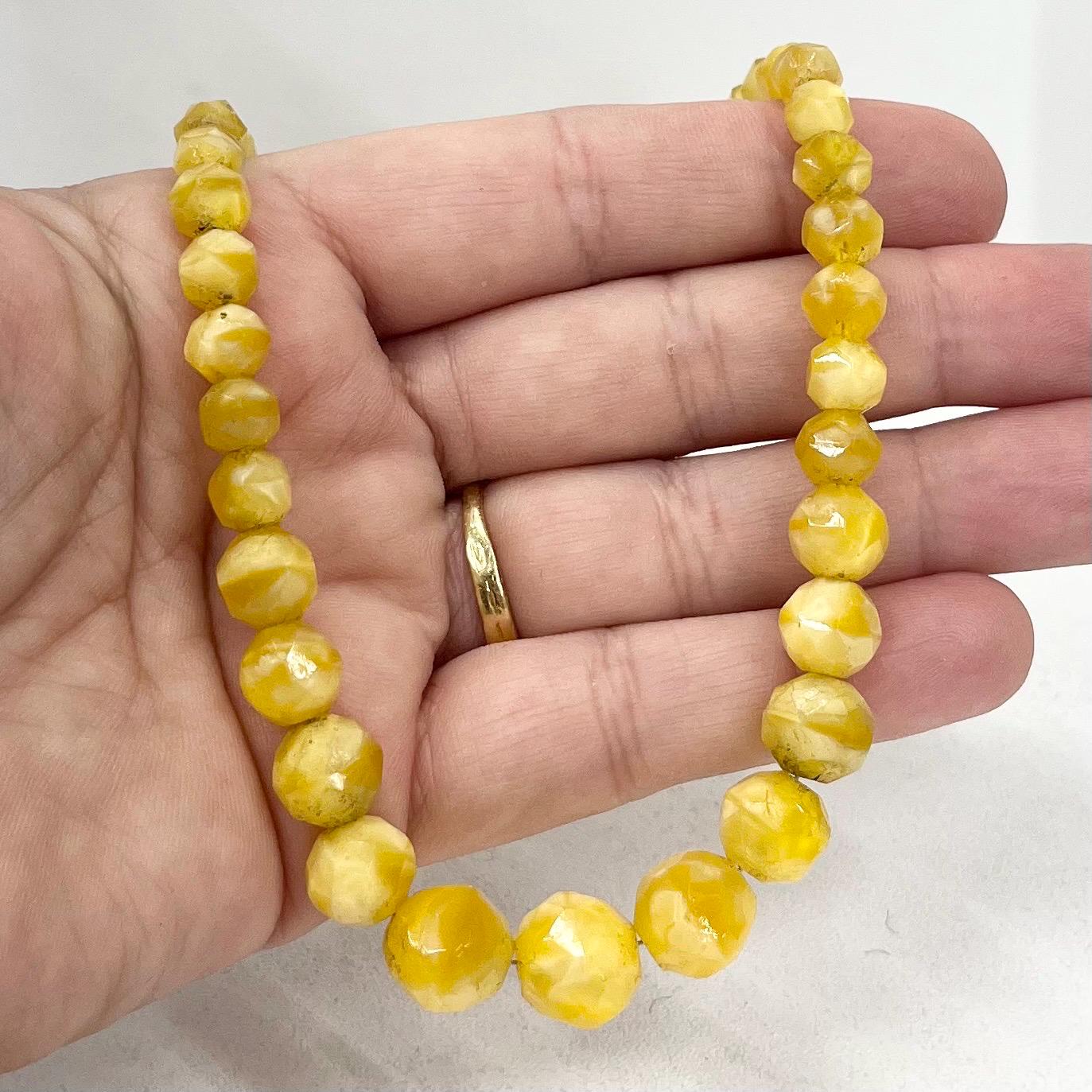 Vintage Yellow Uranium Glass Graduated Marbled Bead Necklace Bright Green UV Reactive Glow Jewellery 16” Long TheGreenGlassGemShop