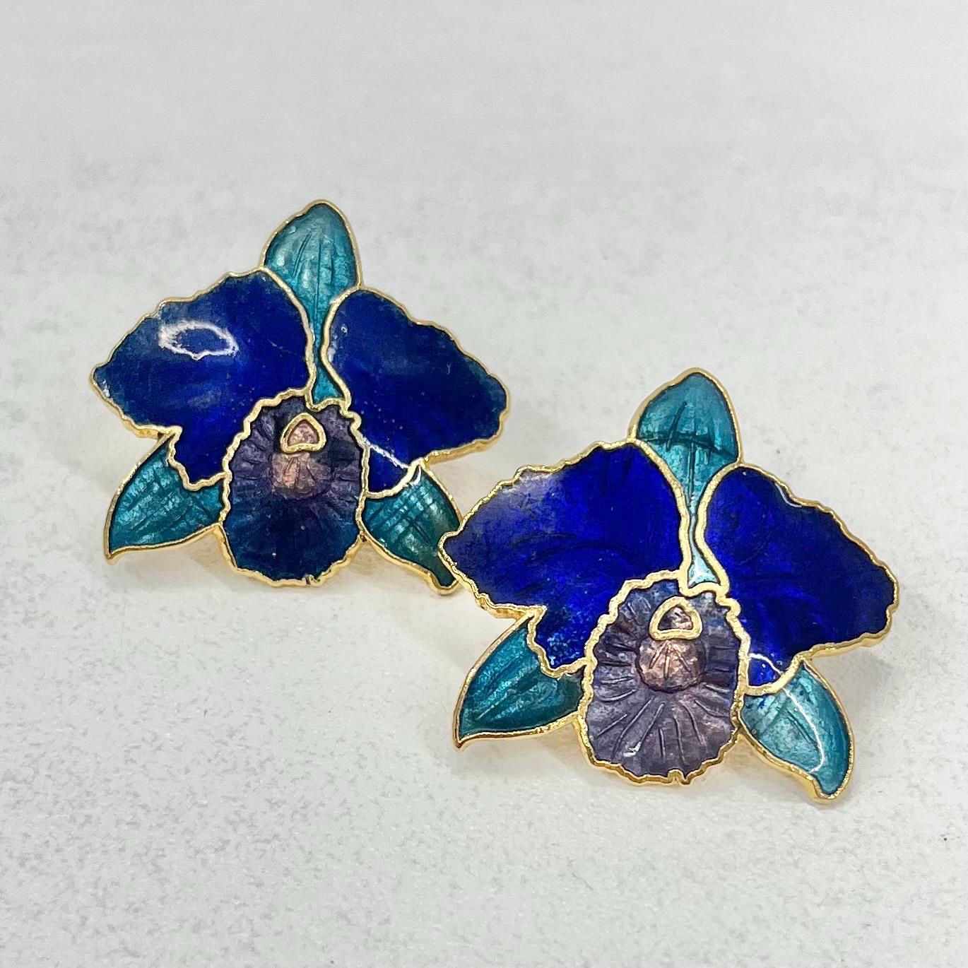 Vintage Cloisonne Style Enamel Clip On Orchid Flower Earrings Blue Lavender Turquoise in a Gold Tone Setting 1980’s - 1990’s TheGreenGlassGemShop