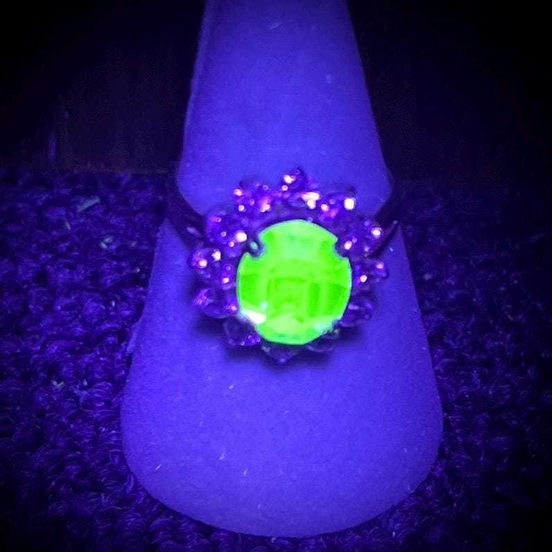 Sterling Silver Uranium Glass Oval Cut Crystal Dress Ring with a Sparkling Halo UV Reactive Glow UV Jewellery Size uk K 1/2 TheGreenGlassGemShop