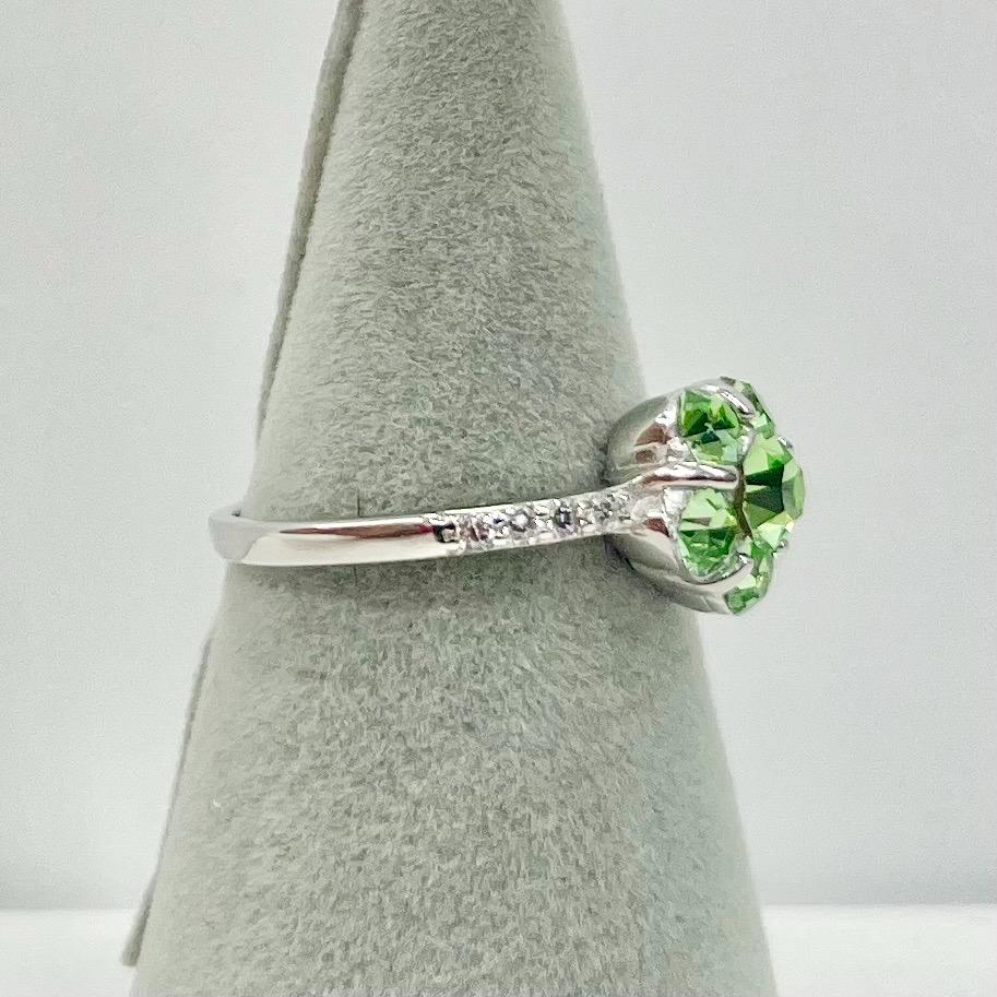 Sterling Silver Green Uranium Glass Crystal Flower Dress Ring with a UV Reactive Glow UV Jewellery Size uk L 1/2 is 6 1/4 TheGreenGlassGemShop