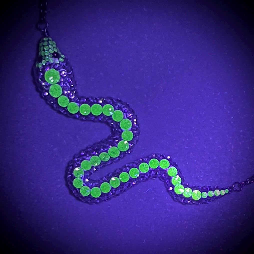 Swarovski Crystal Chaton Green Uranium & Clear Crystal Snake Necklace Silver Plate Chain UV Reactive Glow TheGreenGlassGemShop