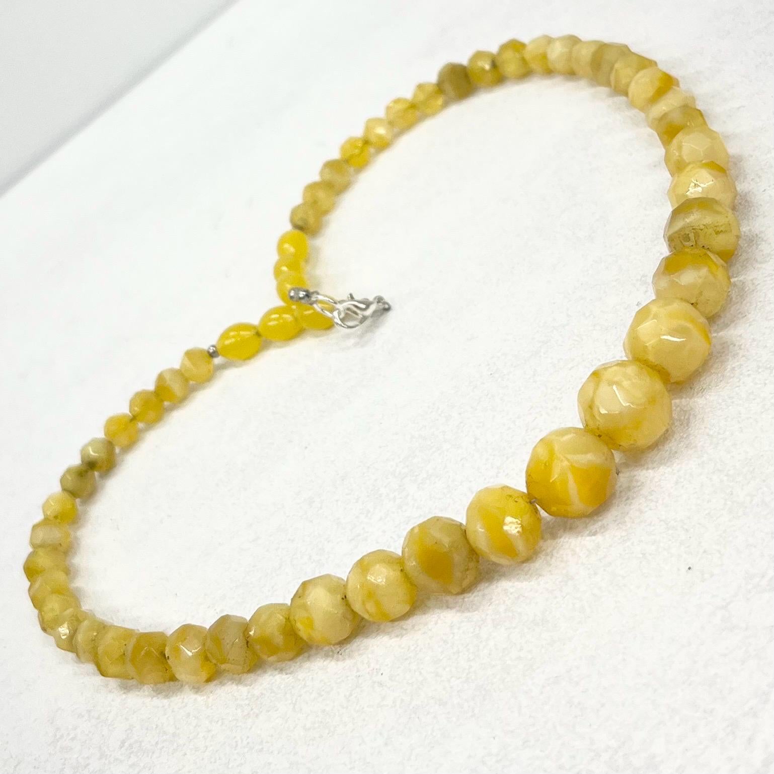 Vintage Yellow Uranium Glass Graduated Marbled Bead Necklace Bright Green UV Reactive Glow Jewellery 16” Long TheGreenGlassGemShop