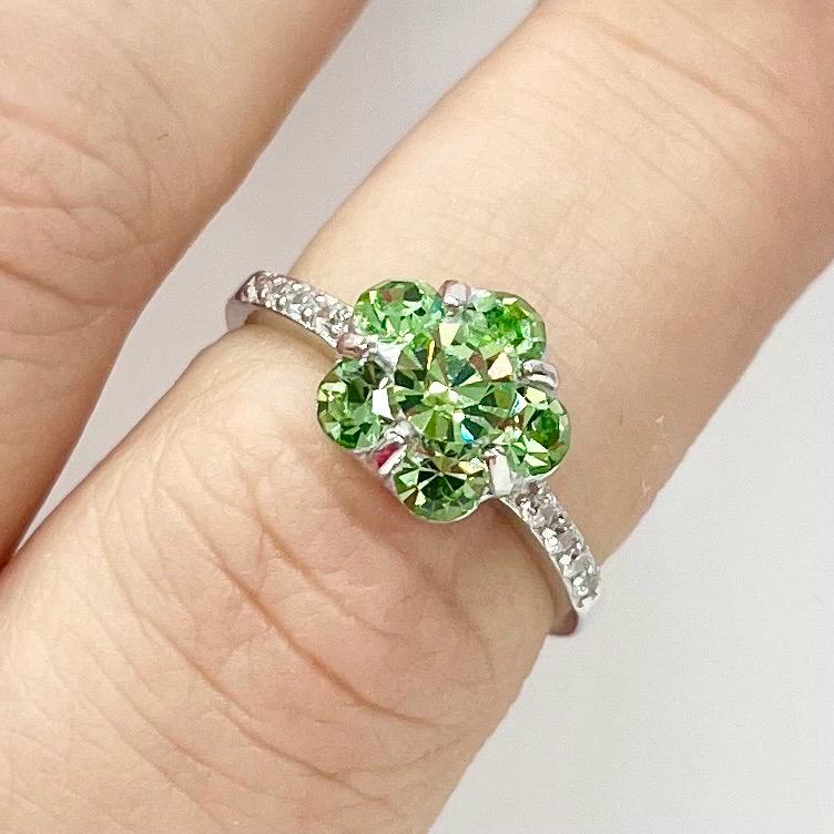 Sterling Silver Green Uranium Glass Crystal Flower Dress Ring with a UV Reactive Glow UV Jewellery Size uk L 1/2 is 6 1/4 TheGreenGlassGemShop
