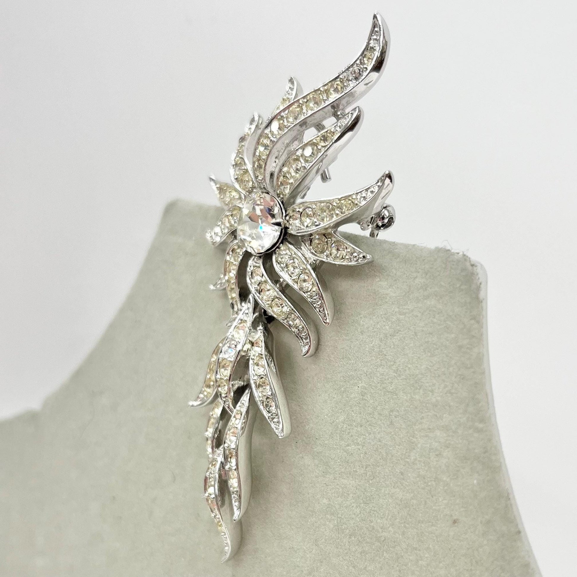 Vintage Silver Tone Sarah Coventry Star Flower Drop Brooch Design Contempory Costume Jewellery Statement Piece TheGreenGlassGemShop