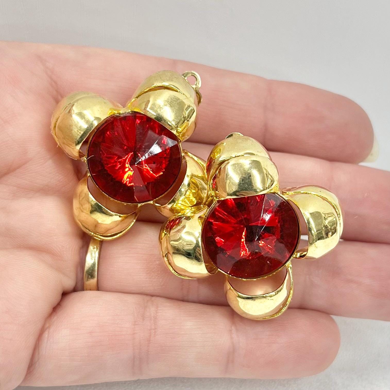 Vintage Gold Plate Oversized Red Centered Flower Clip On Earrings Hollywood Glamour Statement Earrings TheGreenGlassGemShop