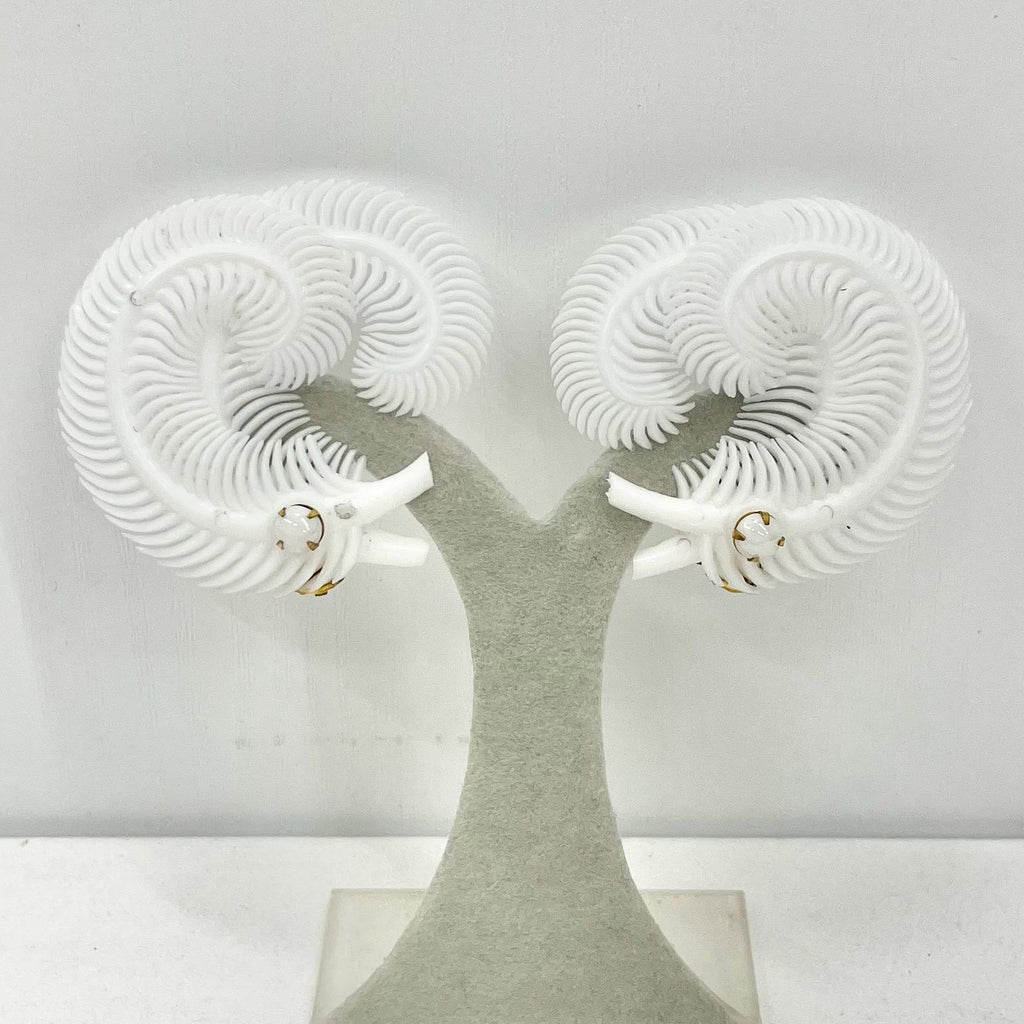 Vintage White Plastic Two Feather Curled Clip On Earrings 1980’s - 1990’s Light Weight Statement Earrings TheGreenGlassGemShop