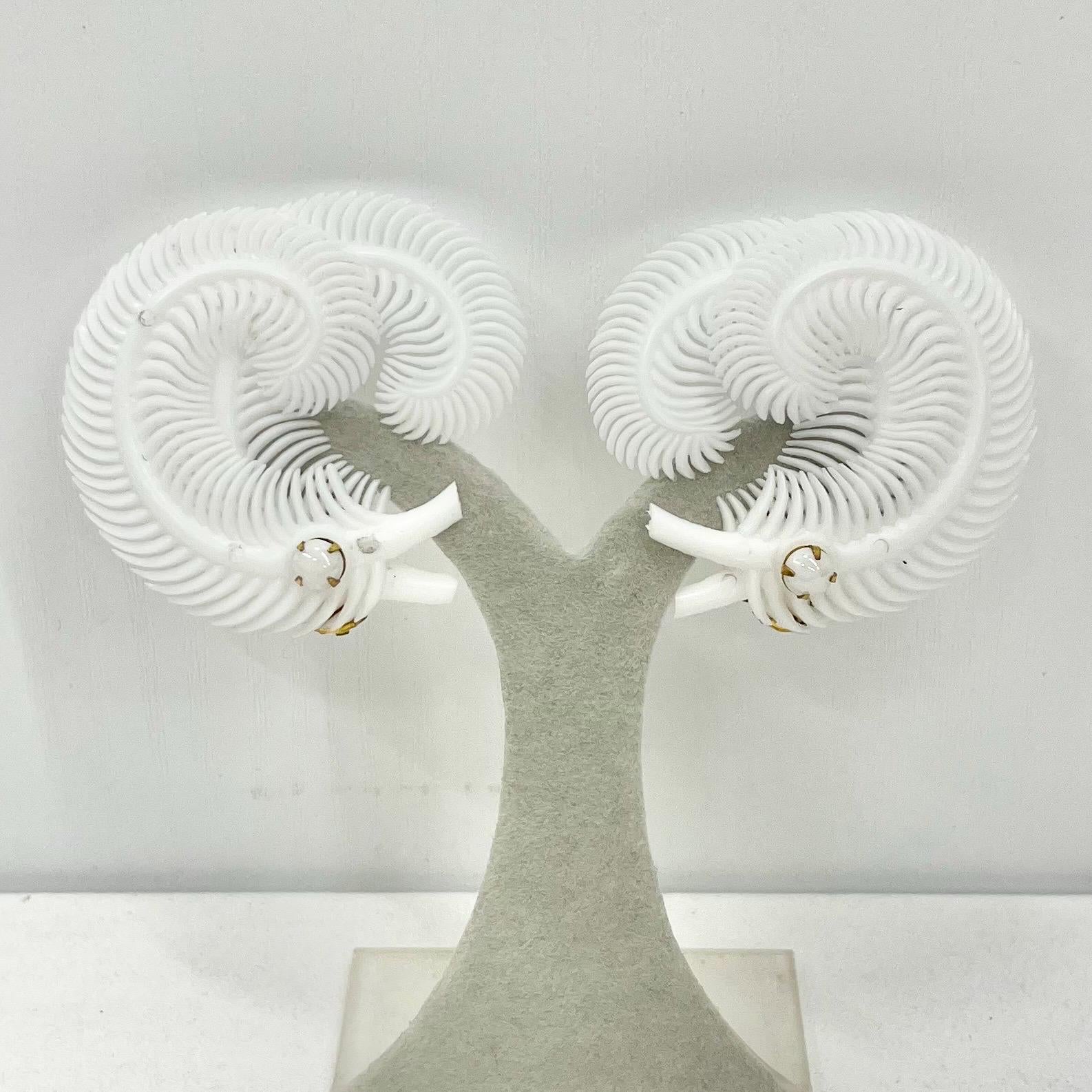 Vintage White Plastic Two Feather Curled Clip On Earrings 1980’s - 1990’s Light Weight Statement Earrings TheGreenGlassGemShop
