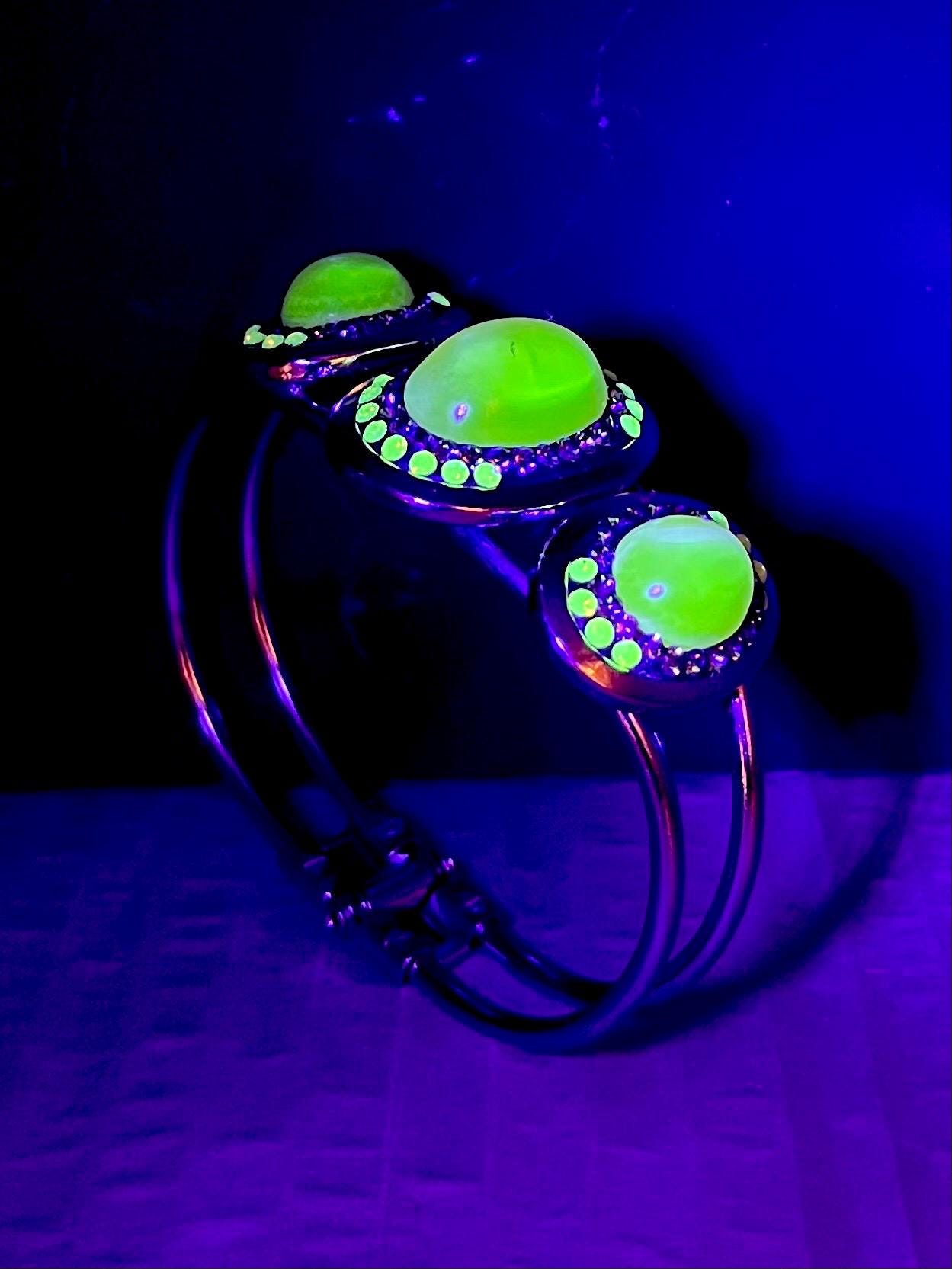 Vintage Yellow Uranium Glass Oval Czech Cabochon Bangle with Yellow Opal Crystals Silver Plated UV Reactive Glow Jewellery TheGreenGlassGemShop