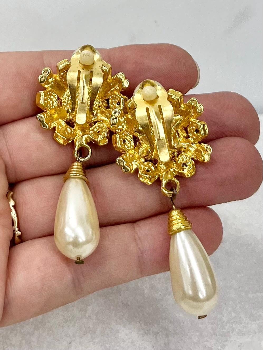 Vintage Pearl Drop Crystal Set Clip On Earrings in a Gold Tone Setting Hollywood Glamour 1980’s - 1990’s MillyOliverVintage