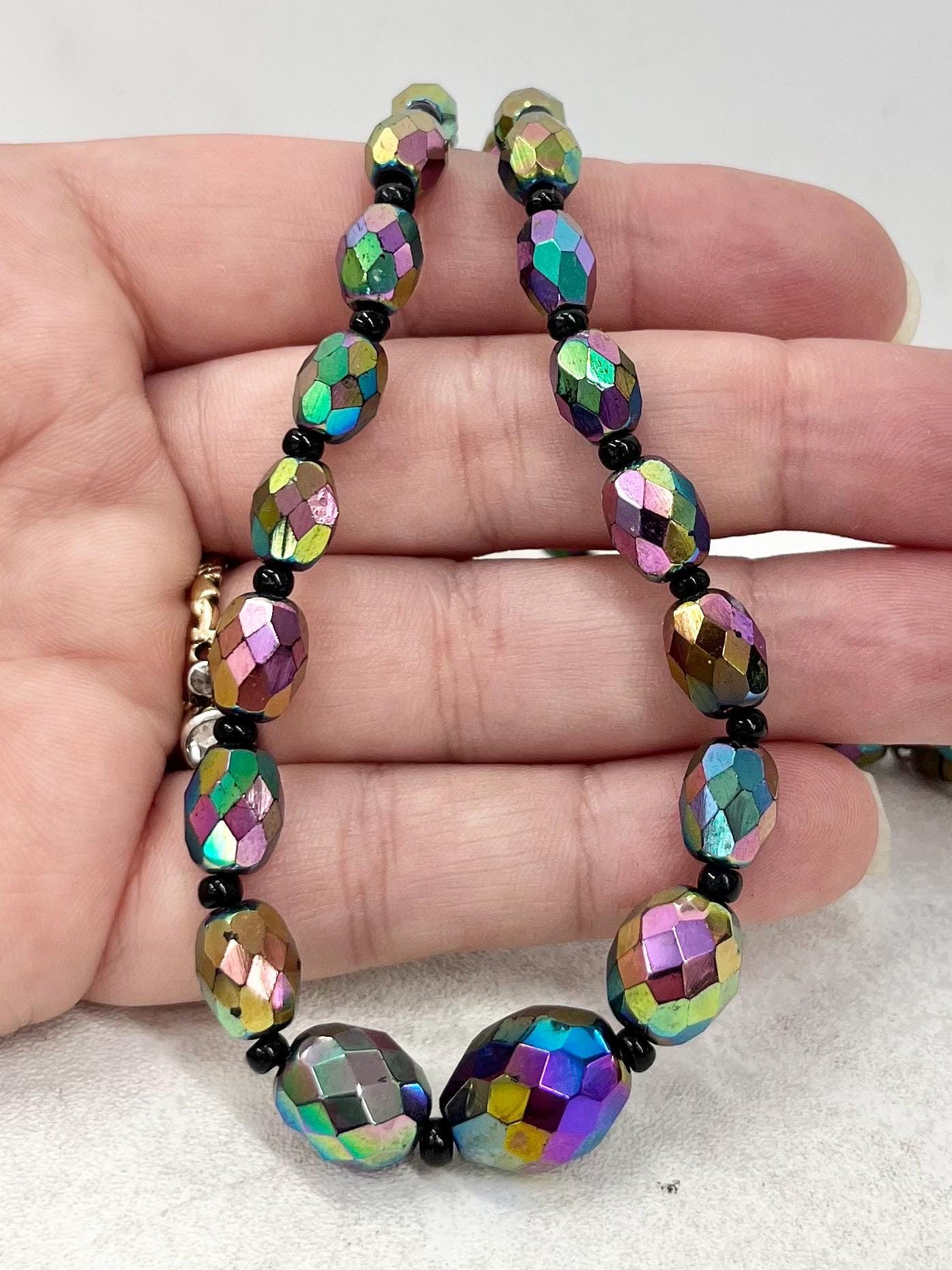 Vintage AB Purple Iris Czech Carnival Glass Faceted Graduated Oval Bead Necklace Excellent Quality Beads Vintage Jewellery 18” Long MillyOliverVintage