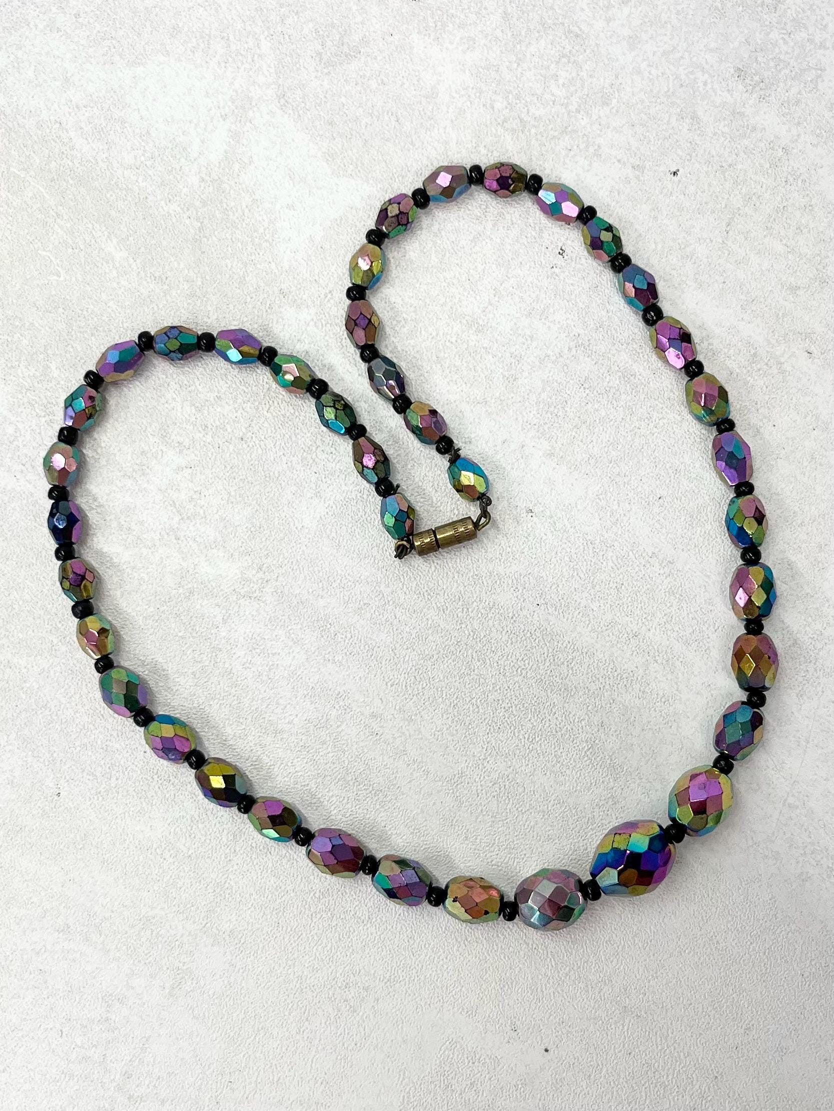 Vintage AB Purple Iris Czech Carnival Glass Faceted Graduated Oval Bead Necklace Excellent Quality Beads Vintage Jewellery 18” Long MillyOliverVintage