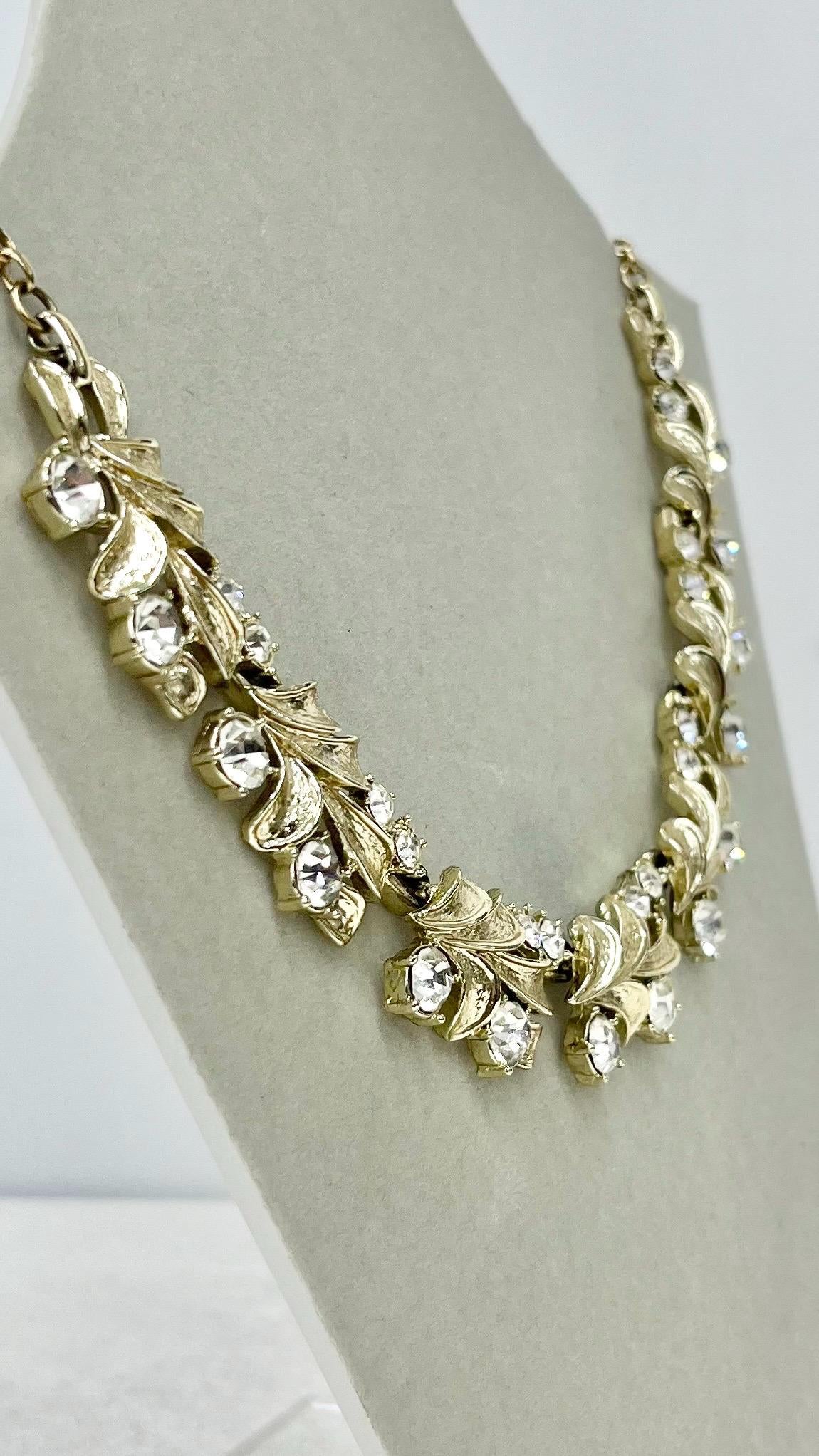 Vintage Leafy Design Gold Tone Choker Chain Necklace with Sparkling Clear Crystals Excellent Quality Vintage Jewellery 17” Long MillyOliverVintage
