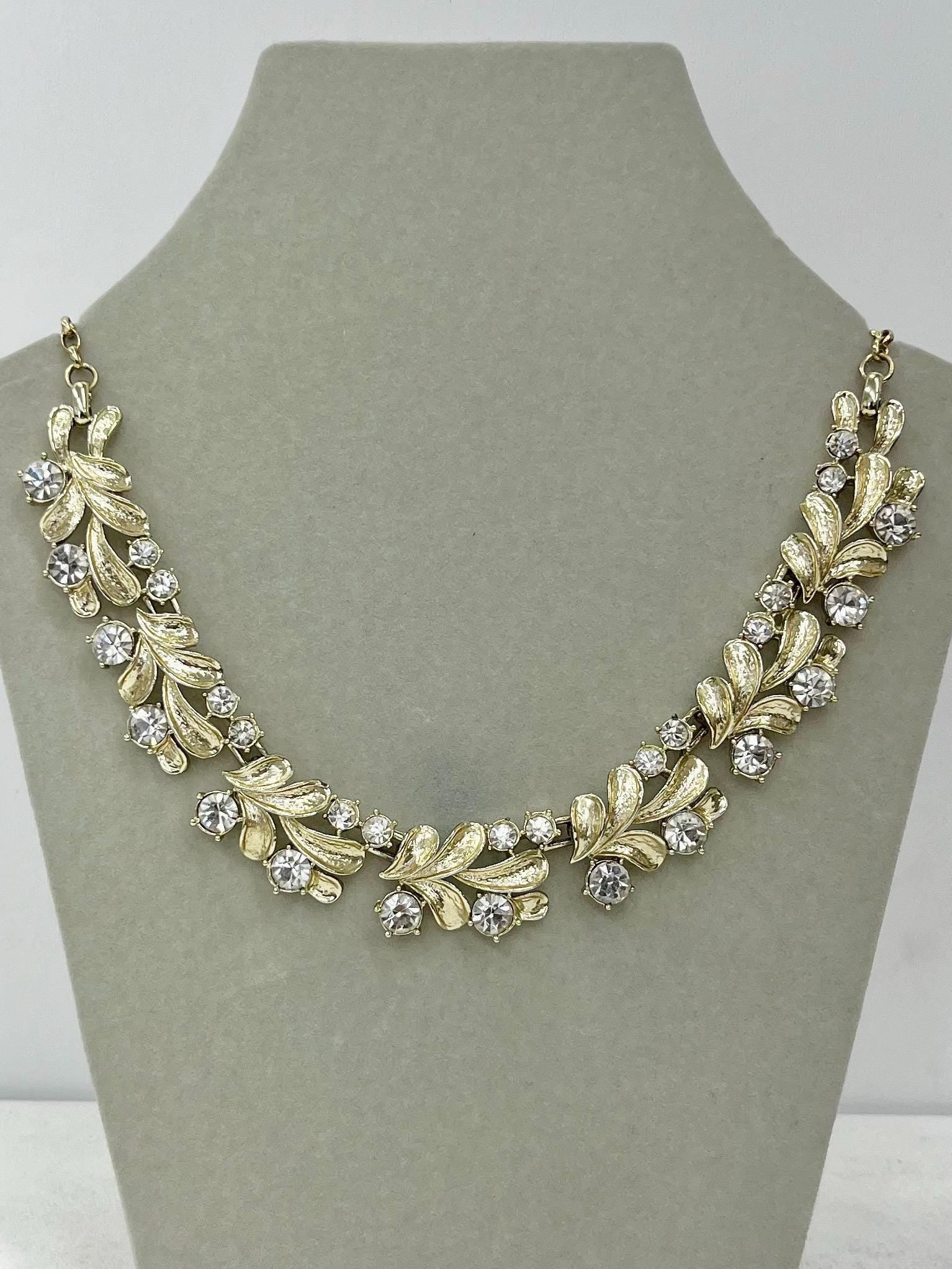Vintage Leafy Design Gold Tone Choker Chain Necklace with Sparkling Clear Crystals Excellent Quality Vintage Jewellery 17” Long MillyOliverVintage