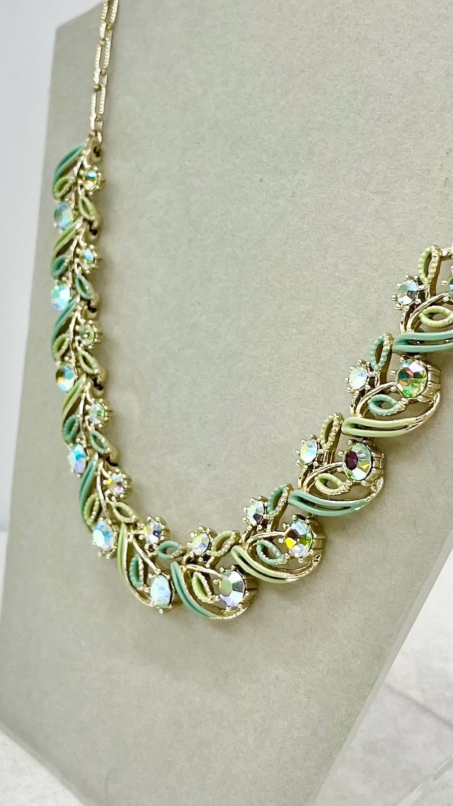 Vintage Enamelled Leafy Floral Design Gold Tone Choker Chain Necklace with Sparkling Green Crystals Excellent Quality Vintage Jewellery 17” MillyOliverVintage