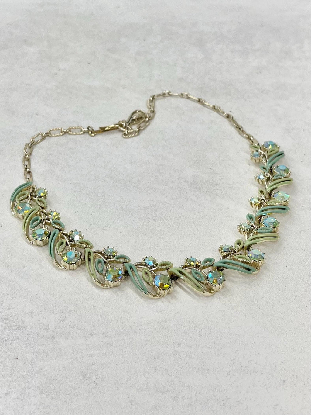 Vintage Enamelled Leafy Floral Design Gold Tone Choker Chain Necklace with Sparkling Green Crystals Excellent Quality Vintage Jewellery 17” MillyOliverVintage