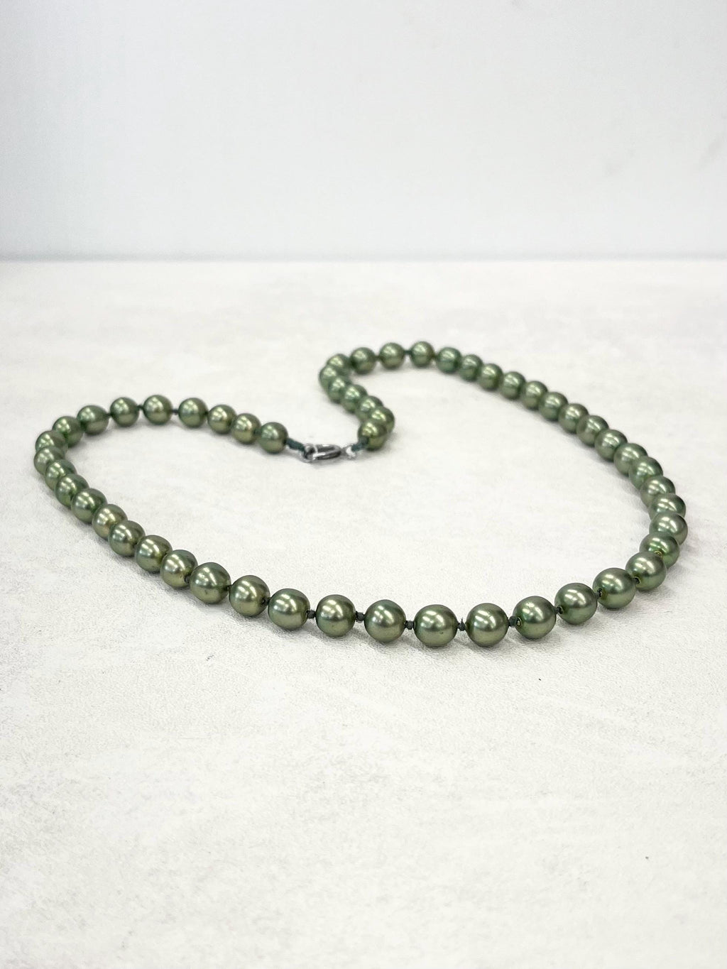 Vintage Handmade 21” Green Glass Pearl Bead Hand Knotted Necklace MillyOliverVintage