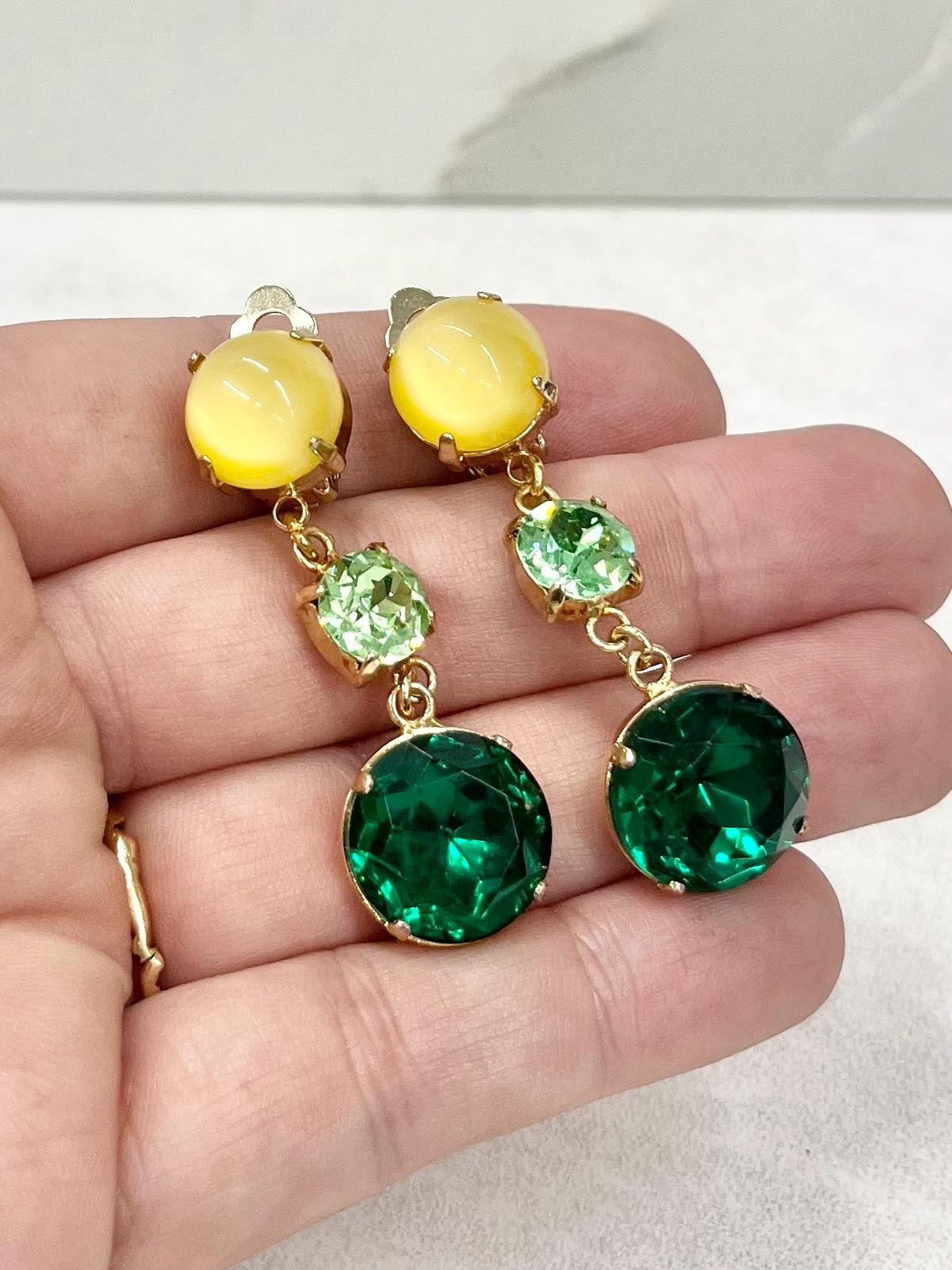 Yellow & Green Uranium Crystal Gold Tone Drop Clip On Earrings UV Reactive Glowing Statement Jewellery MillyOliverVintage