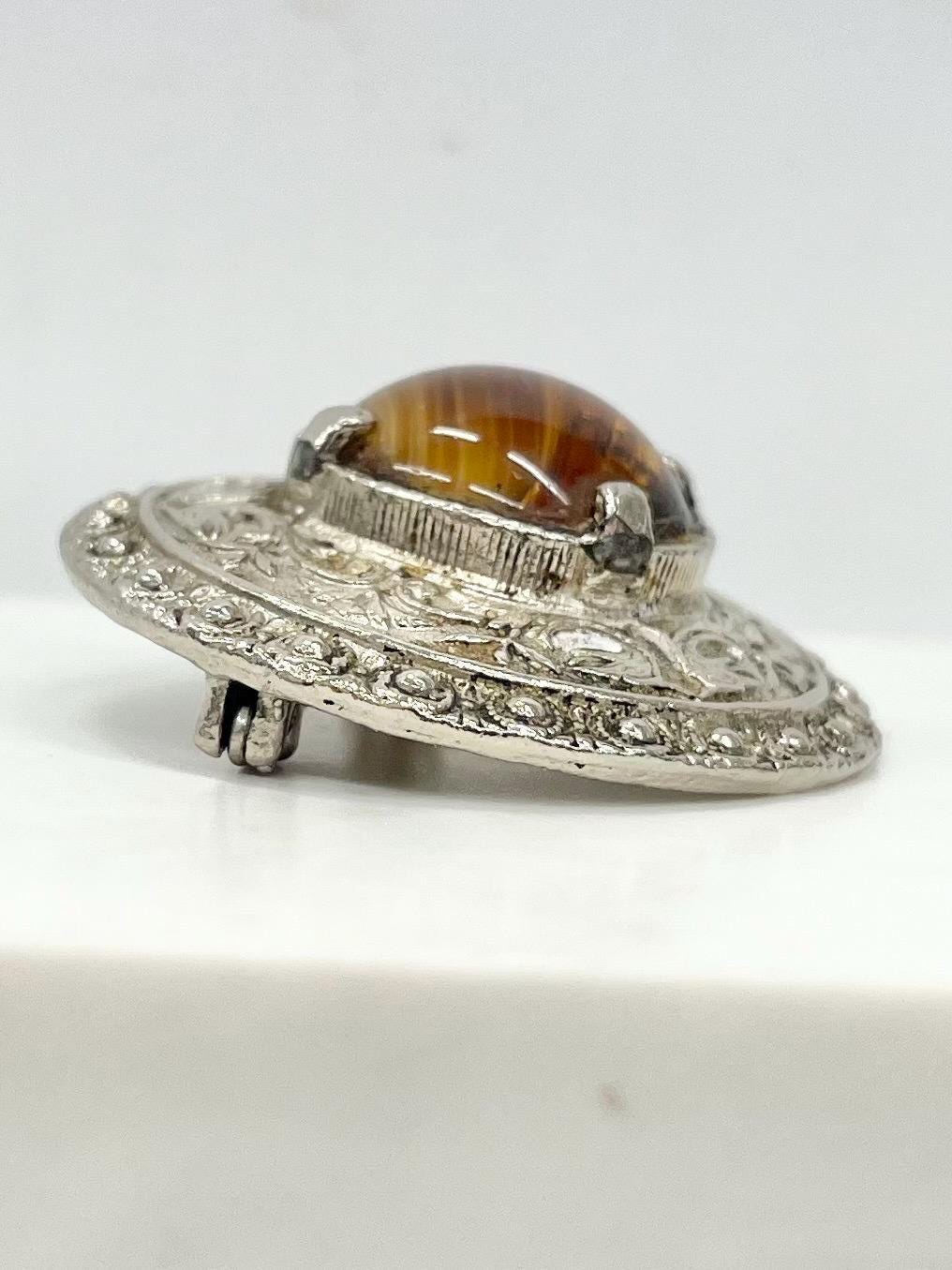Vintage Hollywood Round Etruscan / Celtic Style Brown Glass Cabochon Brooch Great Quality Vintage Brooch MillyOliverVintage