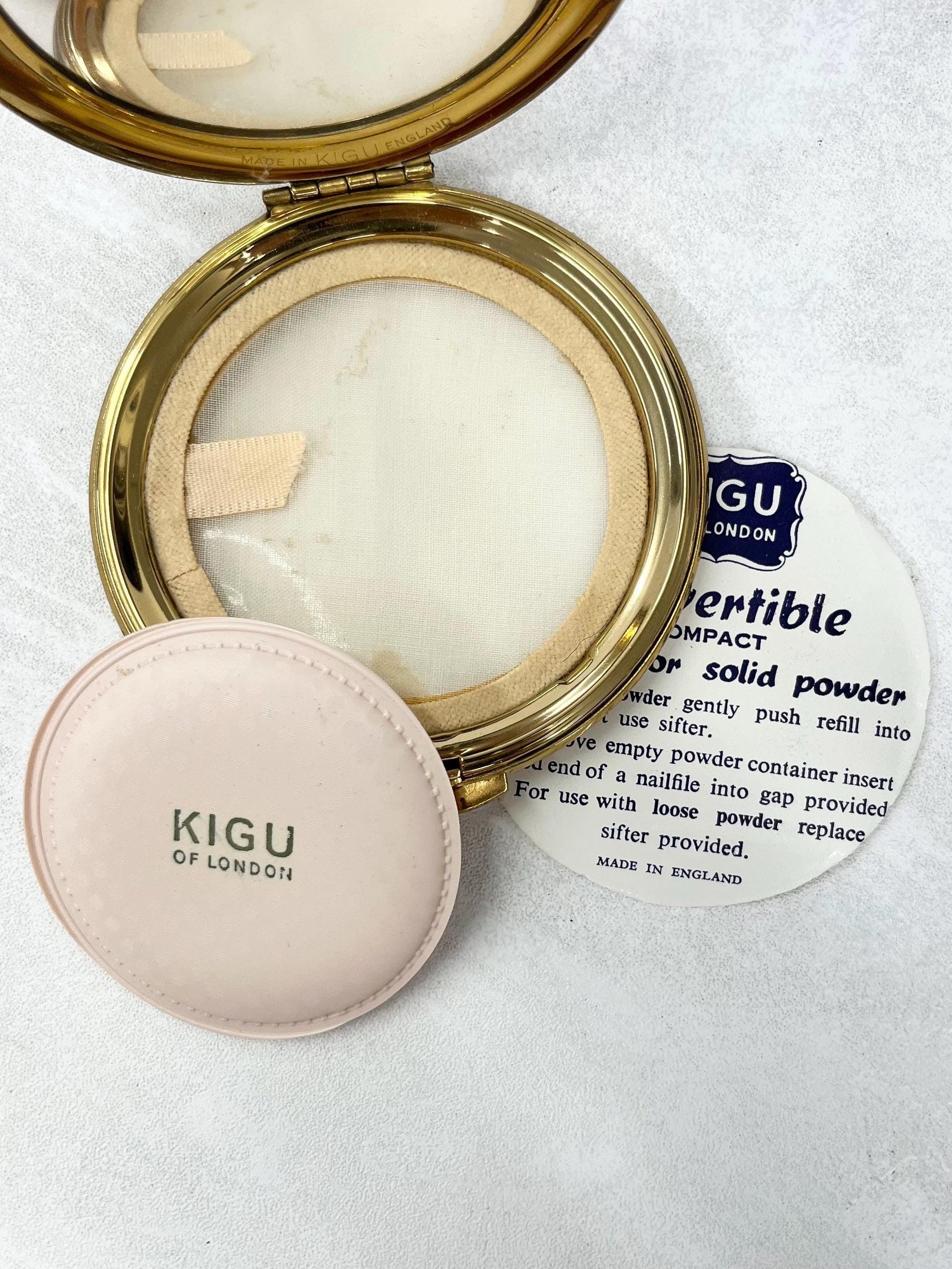 Vintage 1950’s 1960’s Kigu Gold Tone Rose Porcelain Topped Compact with Interior Mirror & Original Instructions Engine Turned Back MillyOliverVintage