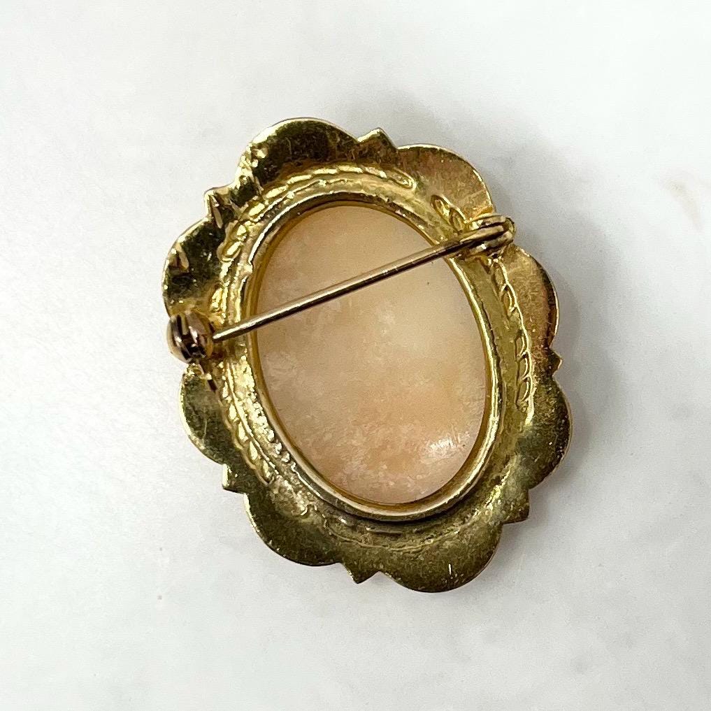 Antique Victorian Yellow Metal Beautifully Engraved Shell Cameo Brooch MillyOliverVintage