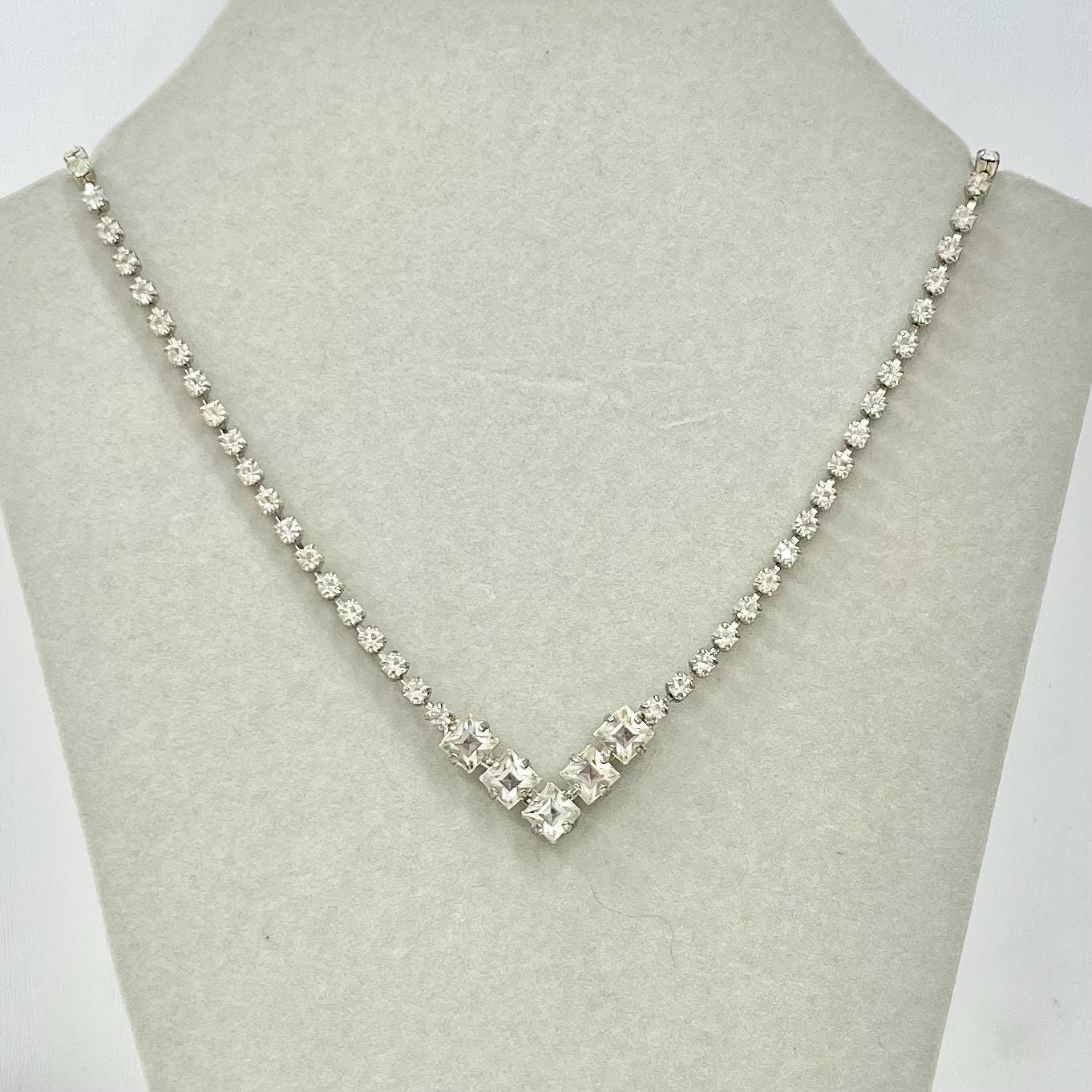 Vintage Silver Tone Clear Crystal Paste V Neck Necklace 1950’s - 1960’s MillyOliverVintage