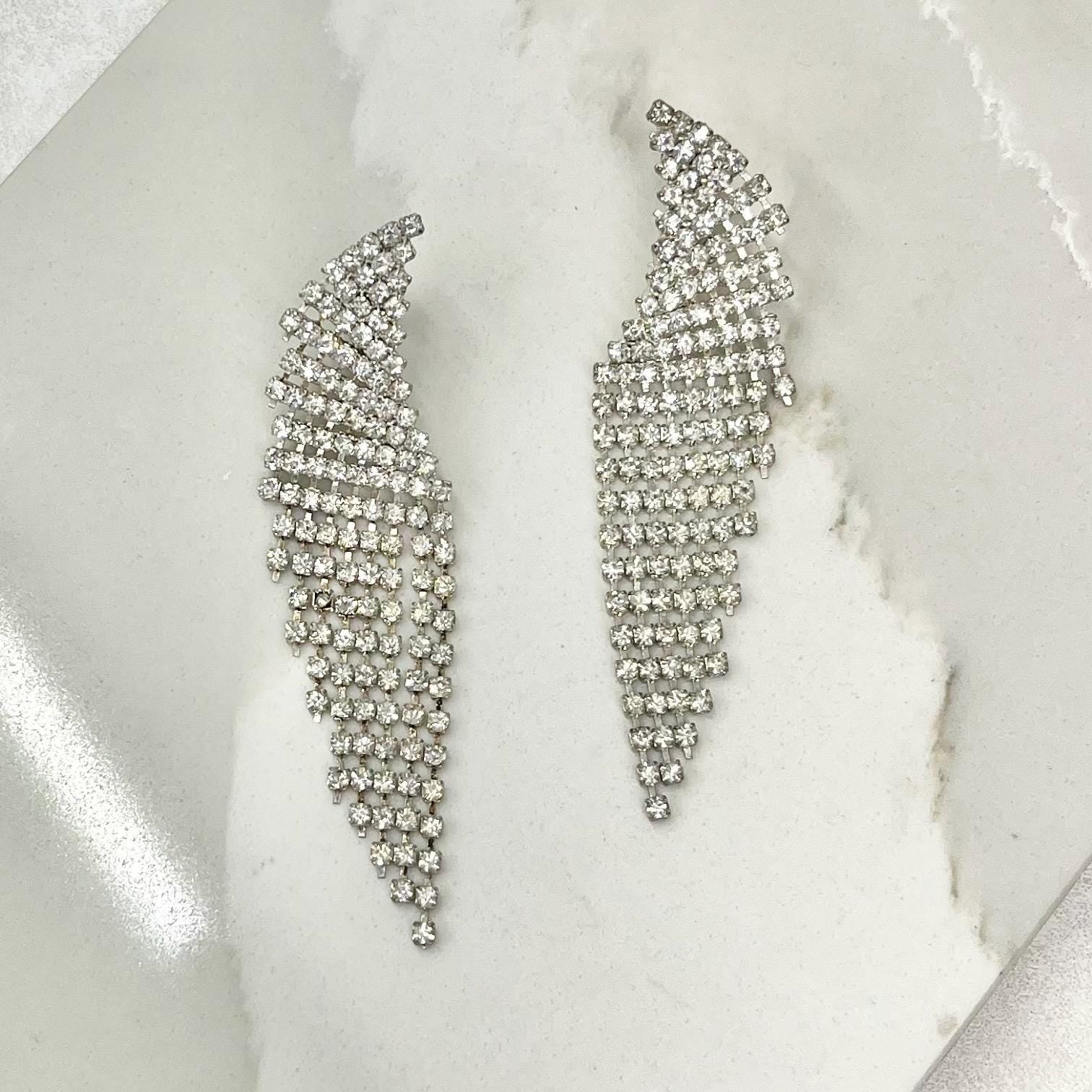 Vintage Silver Tone Diamante Crystal Long Tassle Drop Clip On Earrings 1980’s - 1990’s MillyOliverVintage