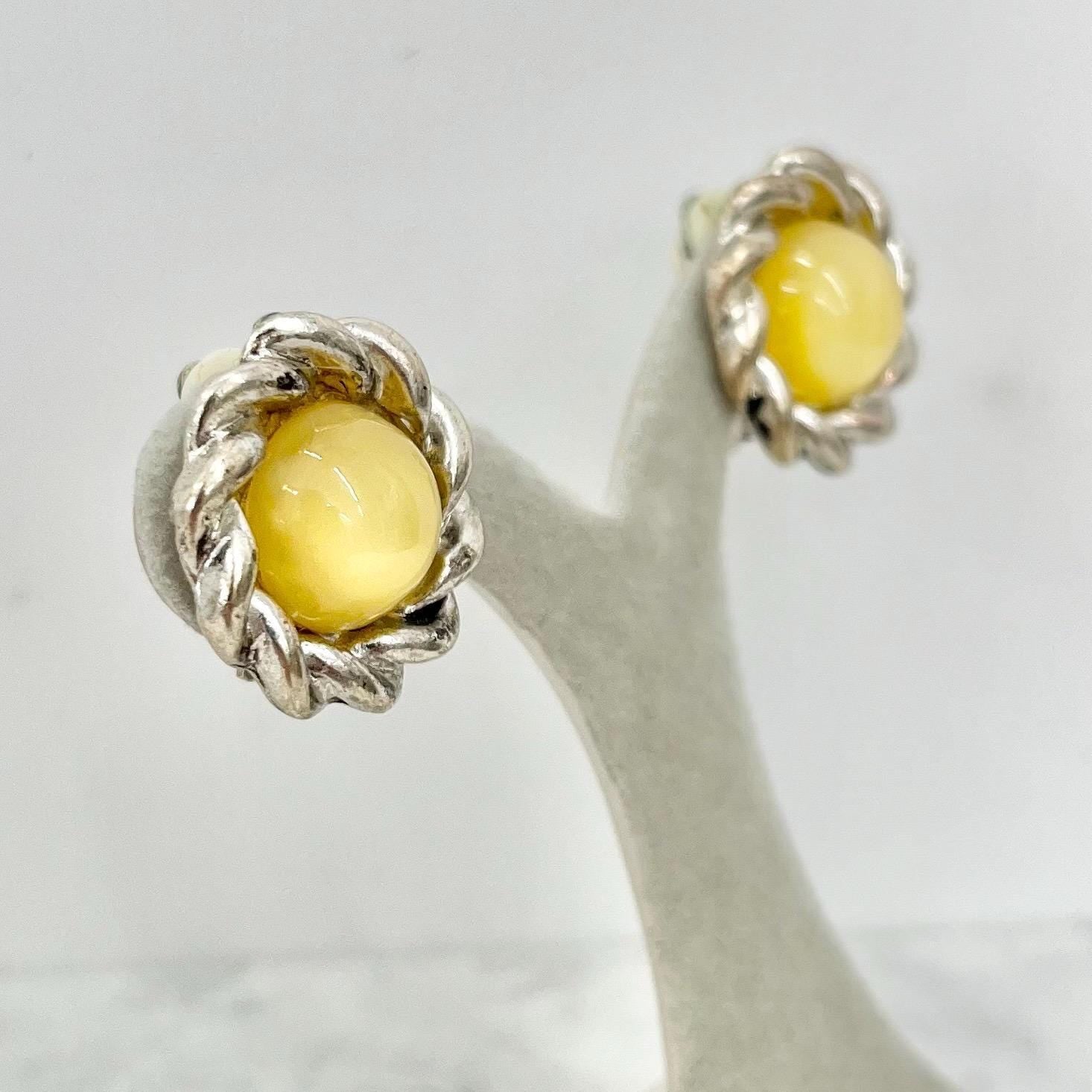 Vintage Yellow Cabochon Uranium Clip On Earrings Silver Tone Setting UV Reactive Glowing Statement Jewellery MillyOliverVintage