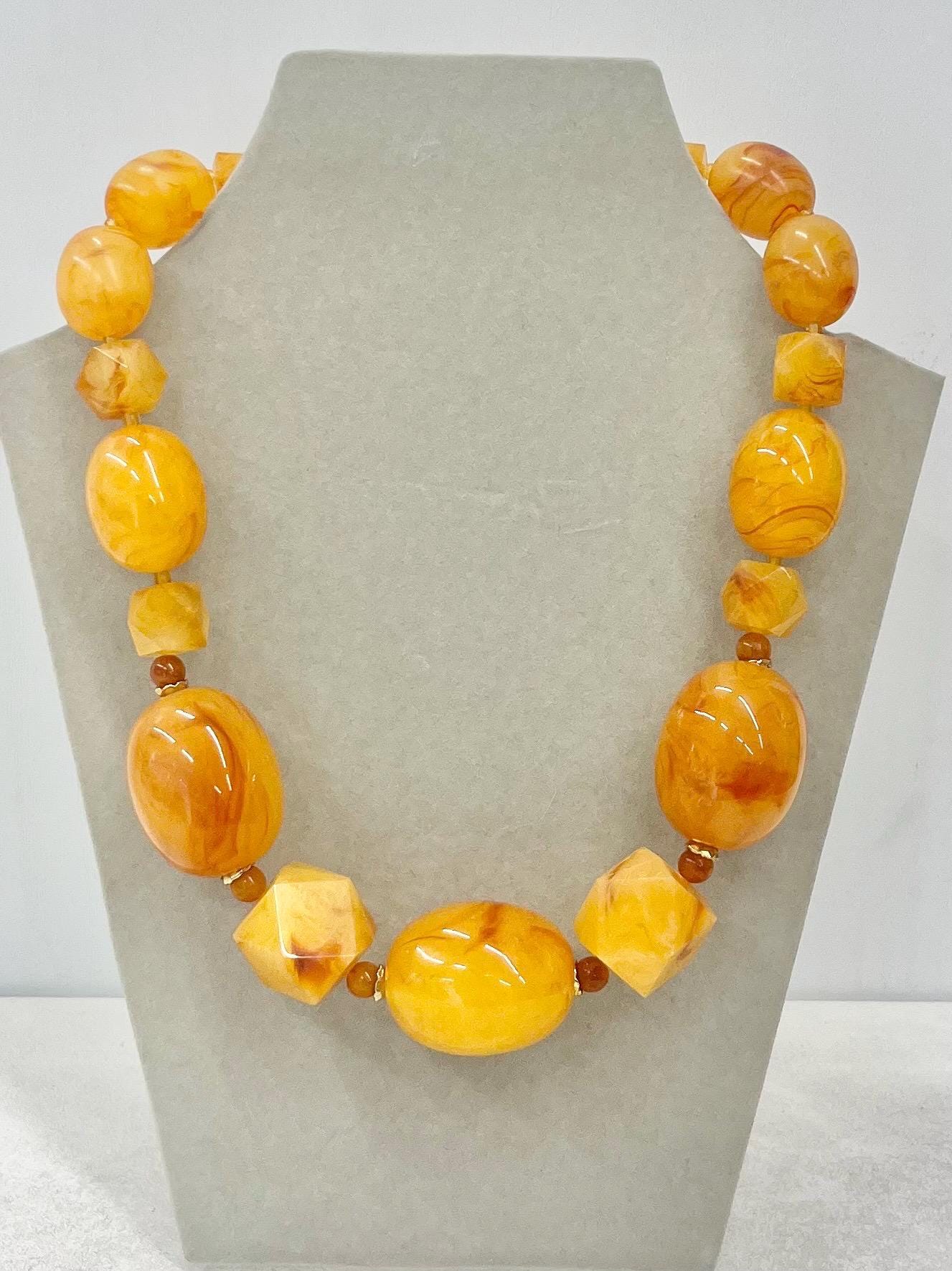 Vintage Two Tone Amber Marbled Acrylic / Lucite / Plastic Chunky Bead Necklace 17” Long MillyOliverVintage