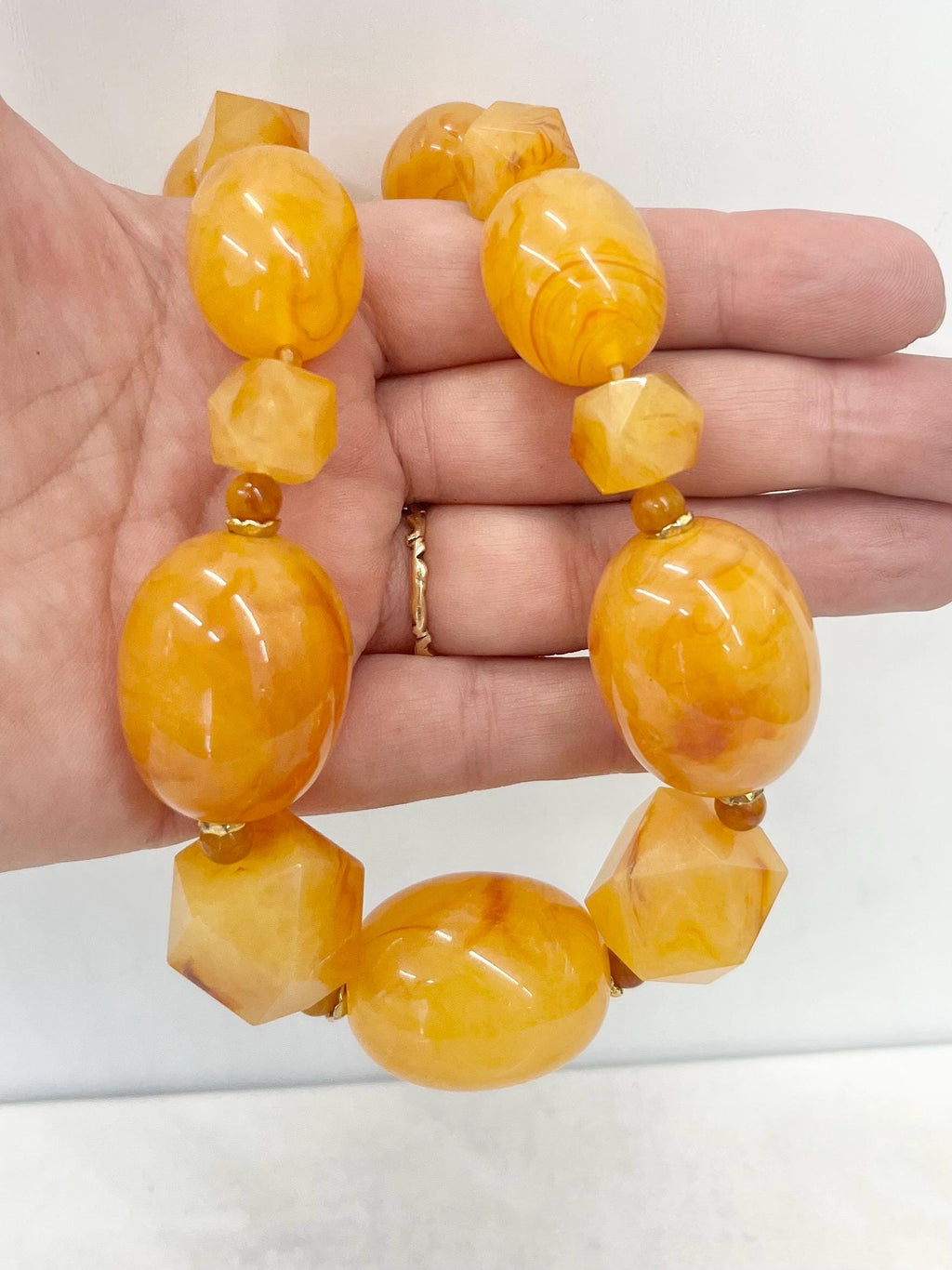Vintage Two Tone Amber Marbled Acrylic / Lucite / Plastic Chunky Bead Necklace 17” Long MillyOliverVintage