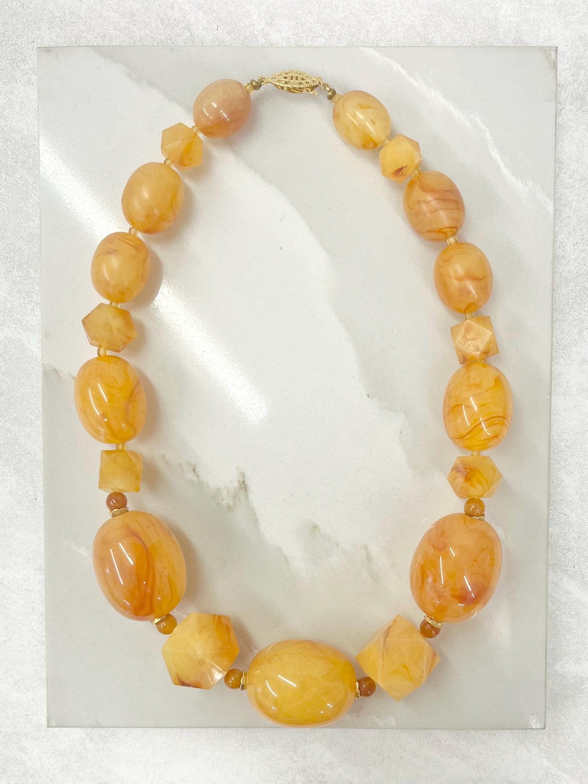 Vintage Two Tone Amber Marbled Acrylic / Lucite / Plastic Chunky Bead Necklace 17” Long MillyOliverVintage