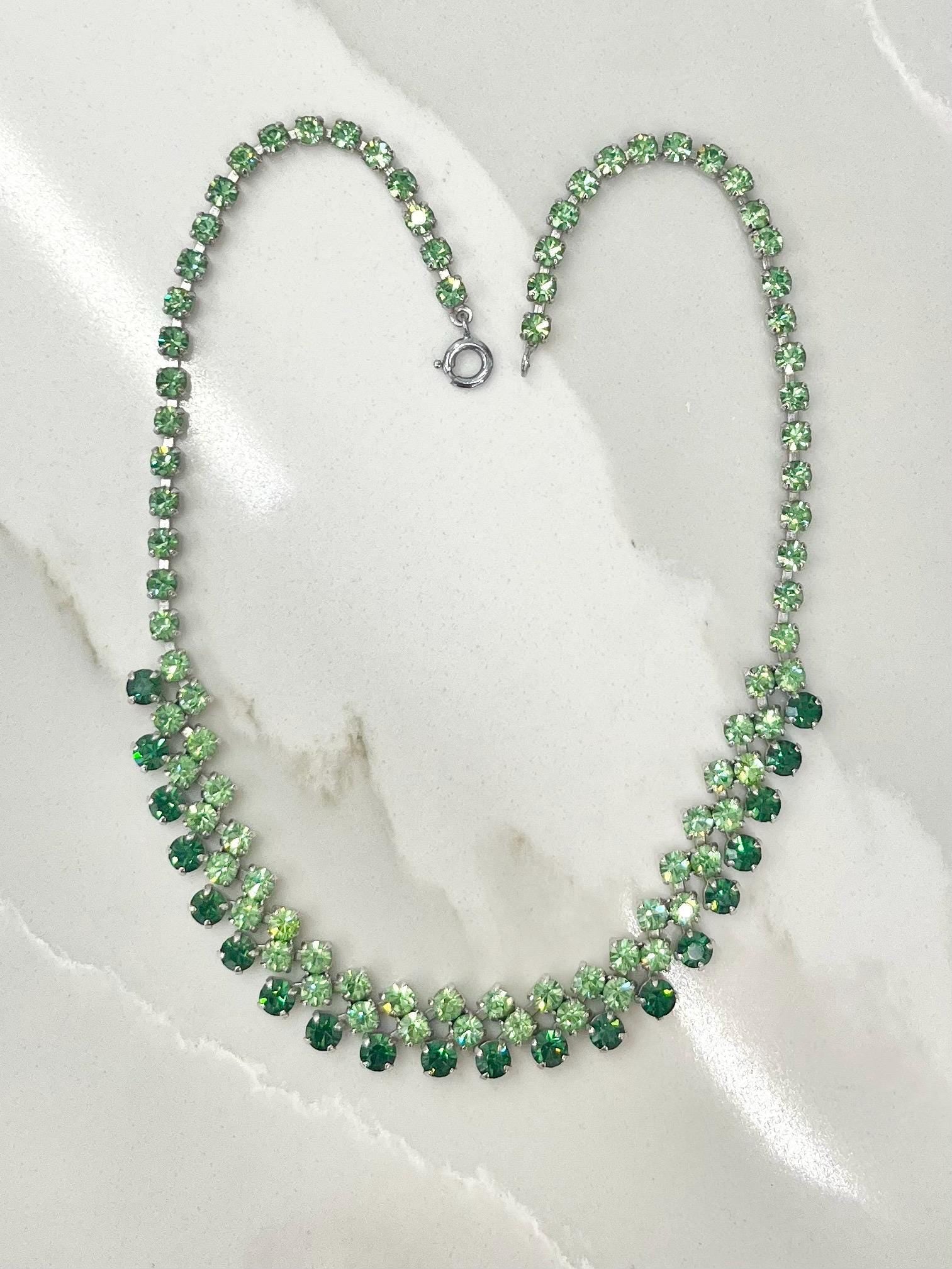 Vintage Silver Tone Peridot & Emerald Green Diamante Crystal Paste Necklace 1960’s Beautiful Sparkles 15.5” Long MillyOliverVintage