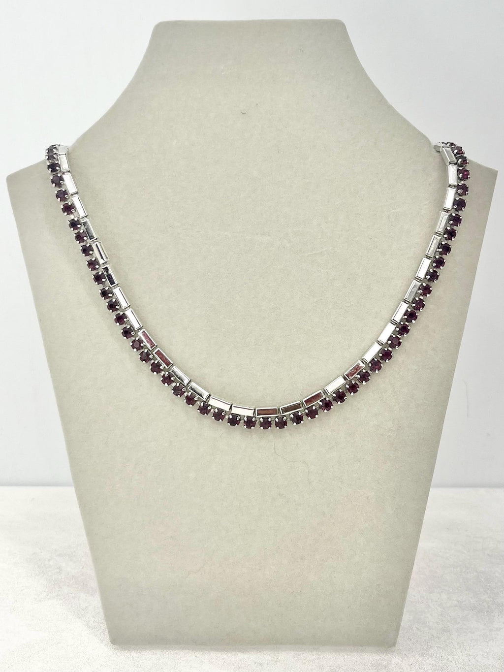 Vintage Silver Tone Amethyst Diamante Crystal Collar Necklace 1960’s Beautiful Sparkles 16” Long with a 2” Extender Chain MillyOliverVintage
