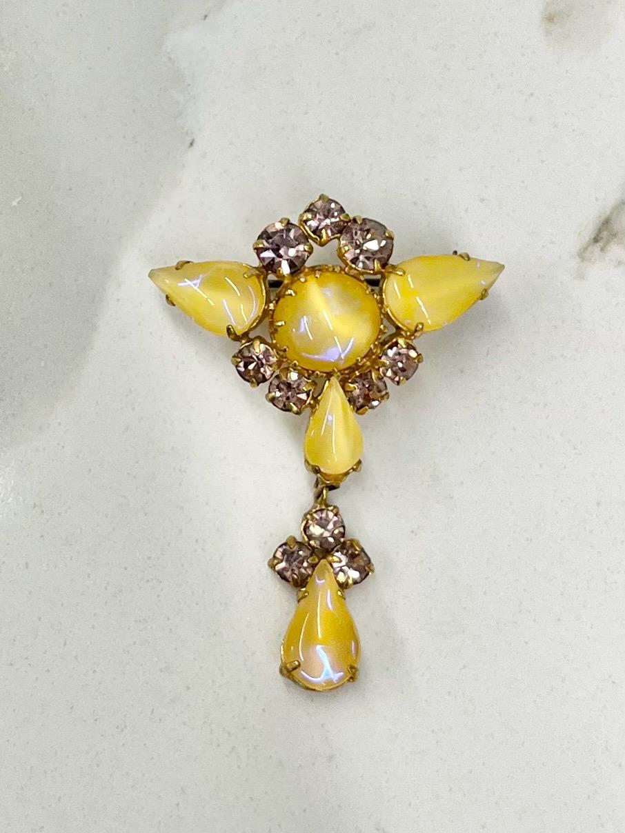 Vintage Yellow Opal Uranium Glass & Crystal Drop Brooch Gold Tone with a UV Reactive Glow UV Jewellery Excellent Statement Brooch MillyOliverVintage
