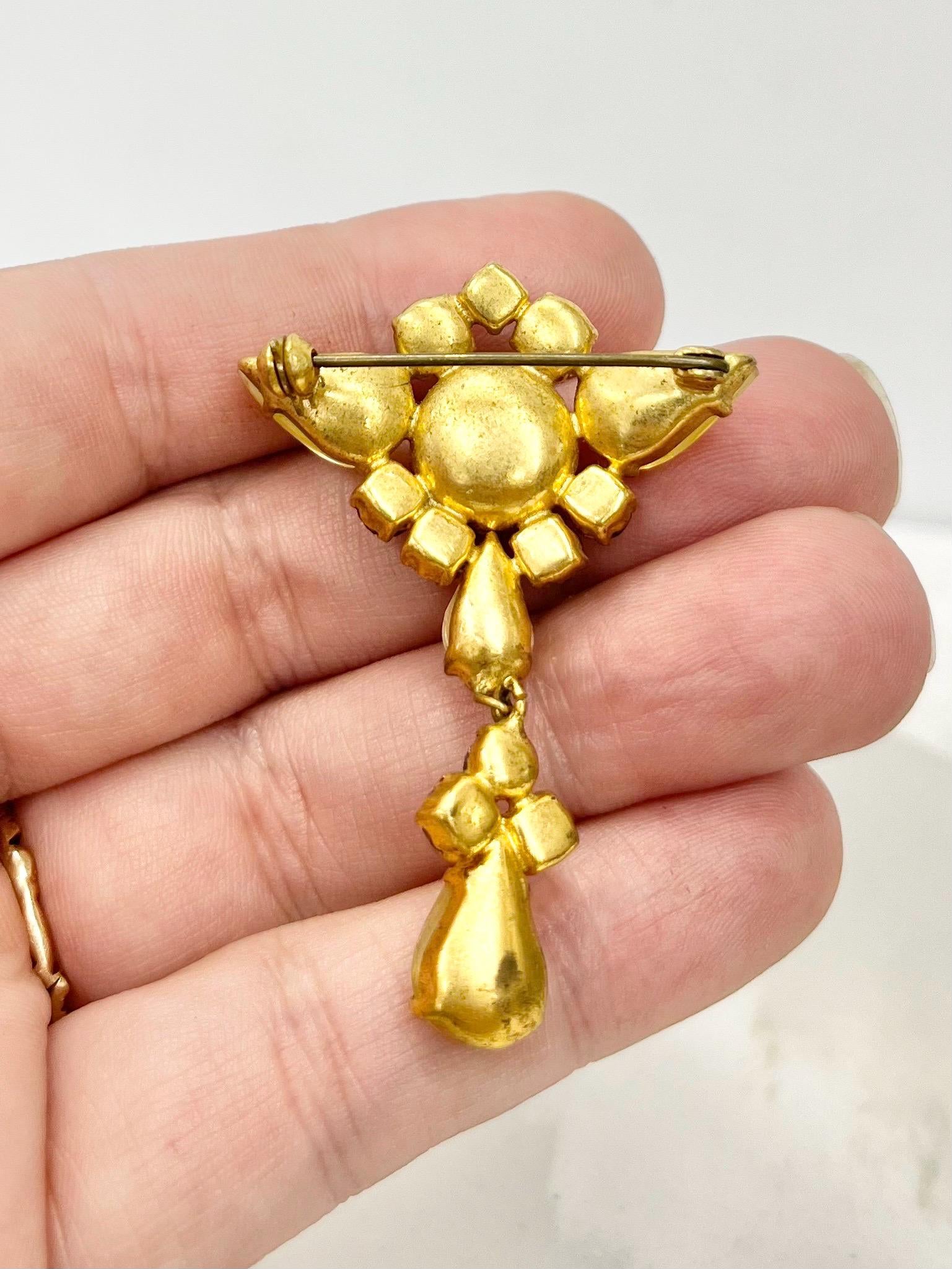 Vintage Yellow Opal Uranium Glass & Crystal Drop Brooch Gold Tone with a UV Reactive Glow UV Jewellery Excellent Statement Brooch MillyOliverVintage