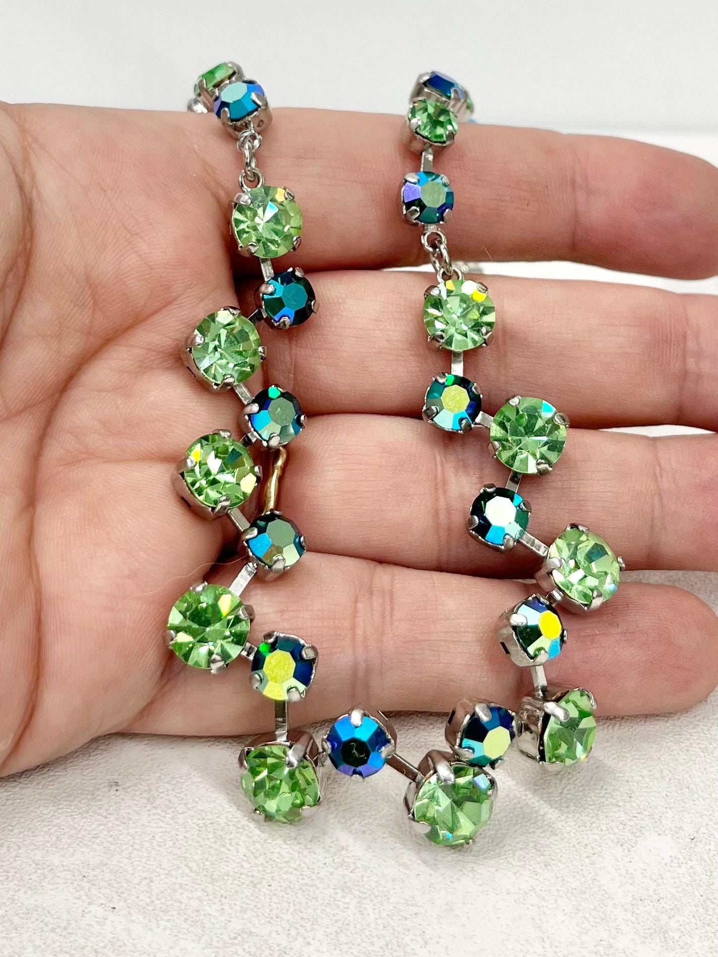 Swarovski Crystal Chaton Green Uranium & Emerald Crystal Necklace Silver Plate UV Reactive Glow MillyOliverVintage