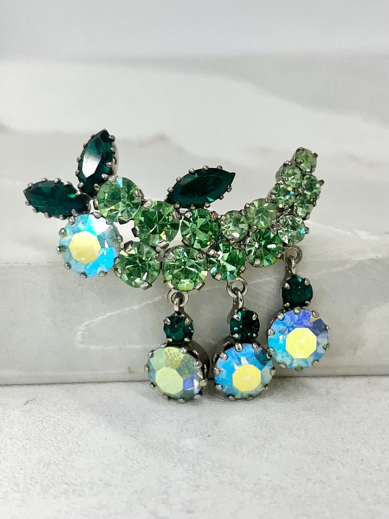 Vintage Green Uranium Glass Crystal Drop Brooch Silver Tone with a UV Reactive Glow UV Jewellery MillyOliverVintage