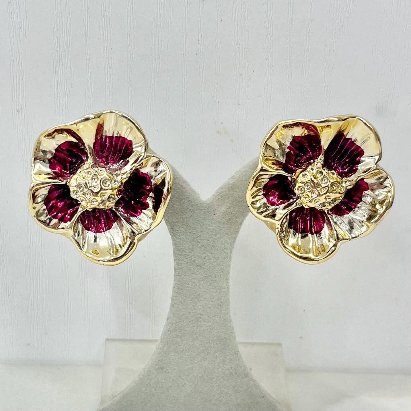 Vintage Chunky Fuchsia & Gold Tone Pansy Flower Statement Clip On Earrings 1980’s - 1990’s MillyOliverVintage